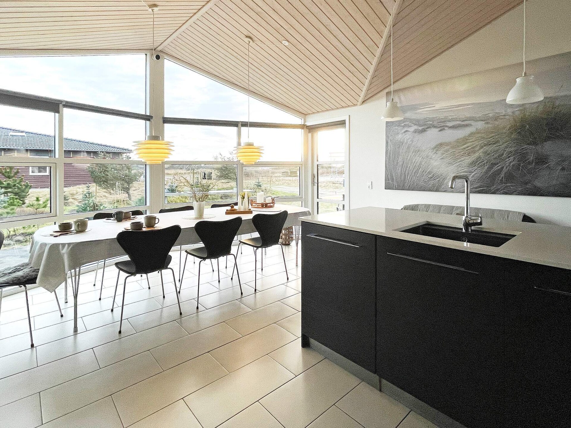 Ruim vakantiehuis met whirlpool & sauna op 900m van de Noordzeekust bij Løkken - foto 35
