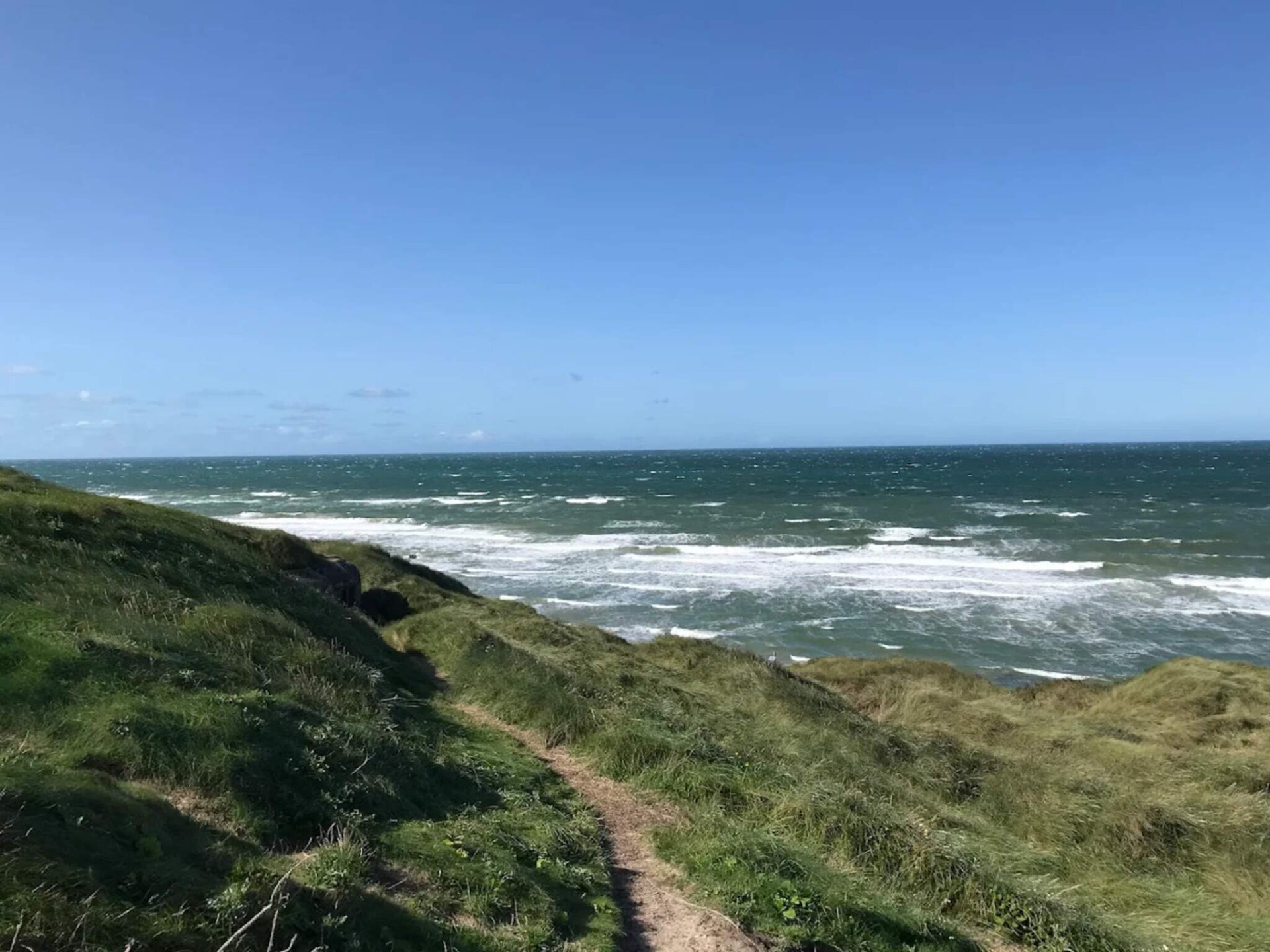 Lichtrijk vakantiehuis op duinperceel bij Tornby Strand - foto 8