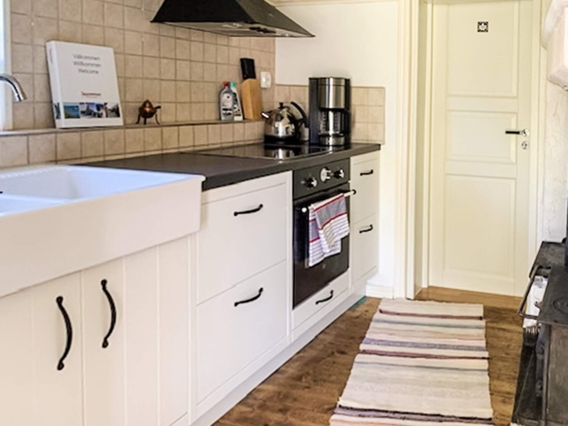 Op 300 m van zee: Traditioneel vakantiehuis in Loftahammar - foto 14