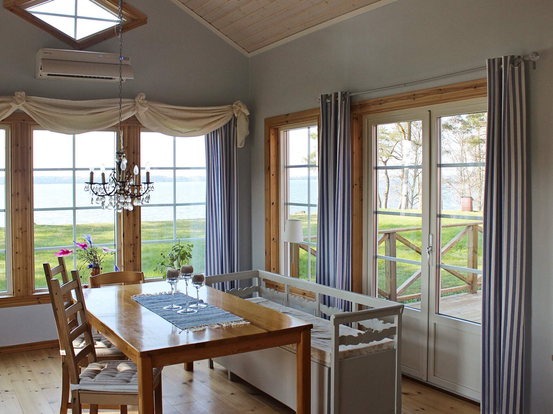 Aan het meer: Traditioneel vakantiehuis in Mariestad - foto 11