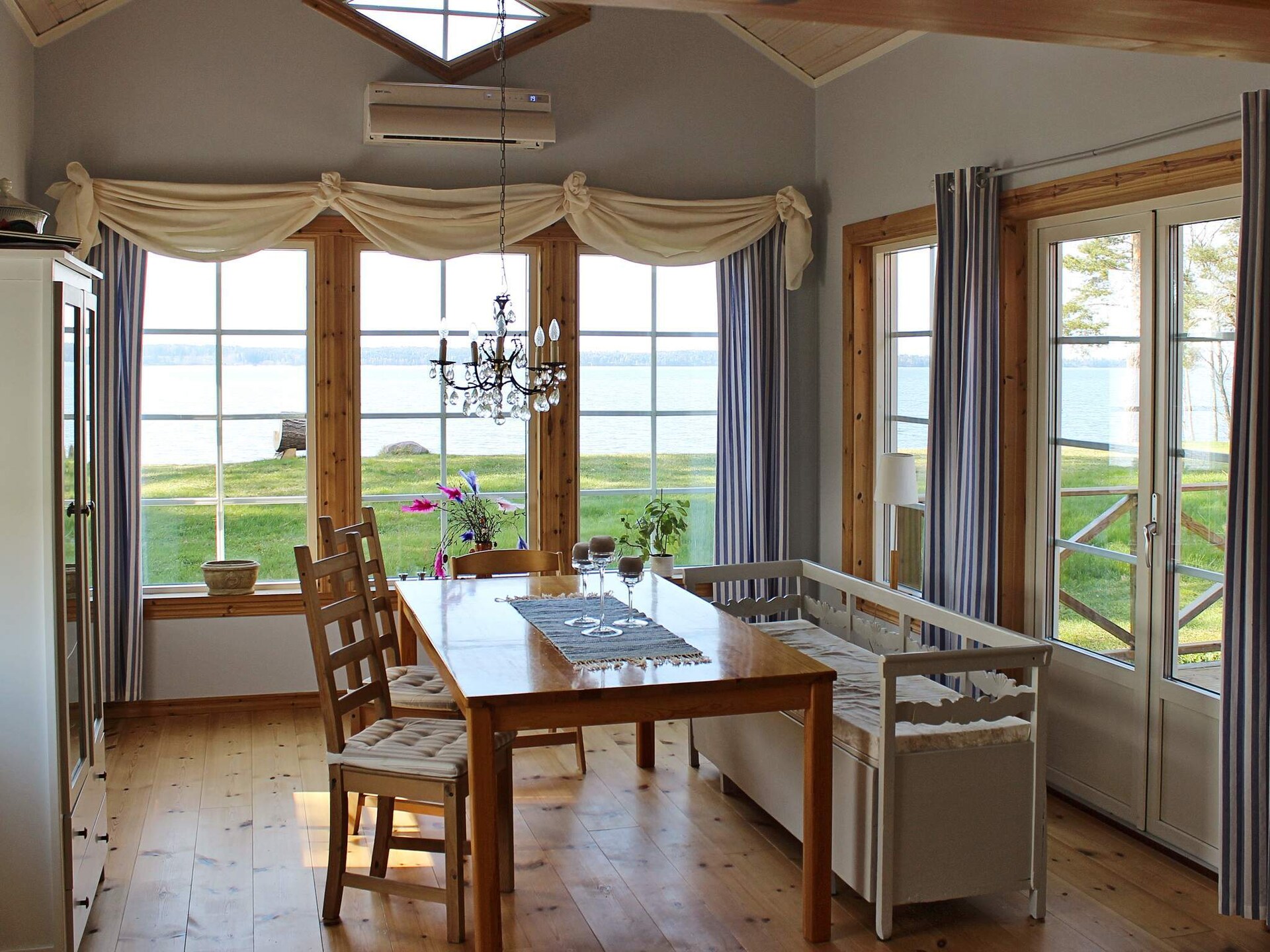 Aan het meer: Traditioneel vakantiehuis in Mariestad - foto 13