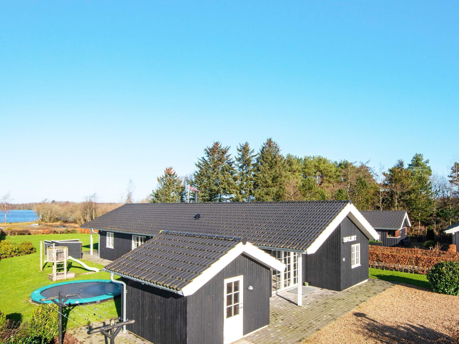 Ruim vakantiehuis aan Kvie Sø met whirlpool, spelletjes en gratis waterpark - foto 4