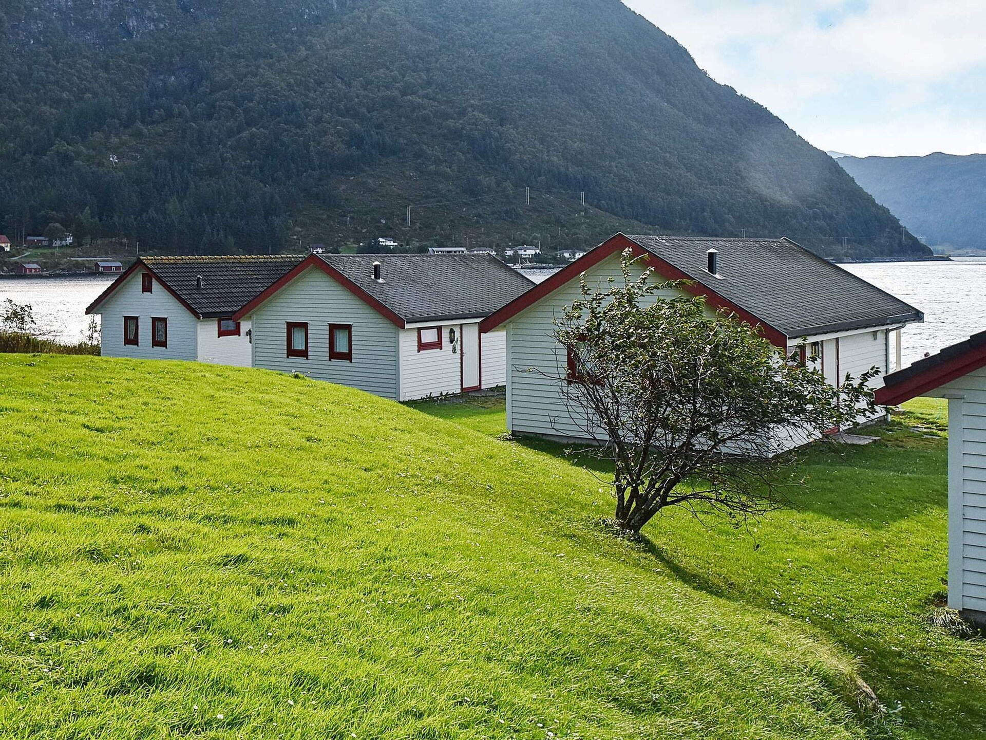 Vrijstaand vakantiehuis aan de fjord met uitzicht op Barmen, Selje - foto 4