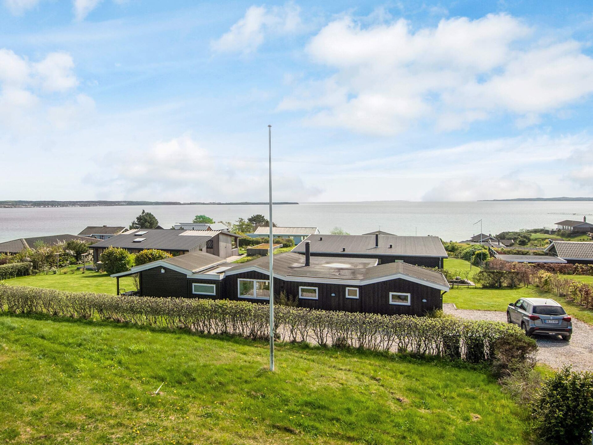 Licht vakantiehuis bij Ebeltoft met zeezicht en whirlpool, 300m van strand - foto 4