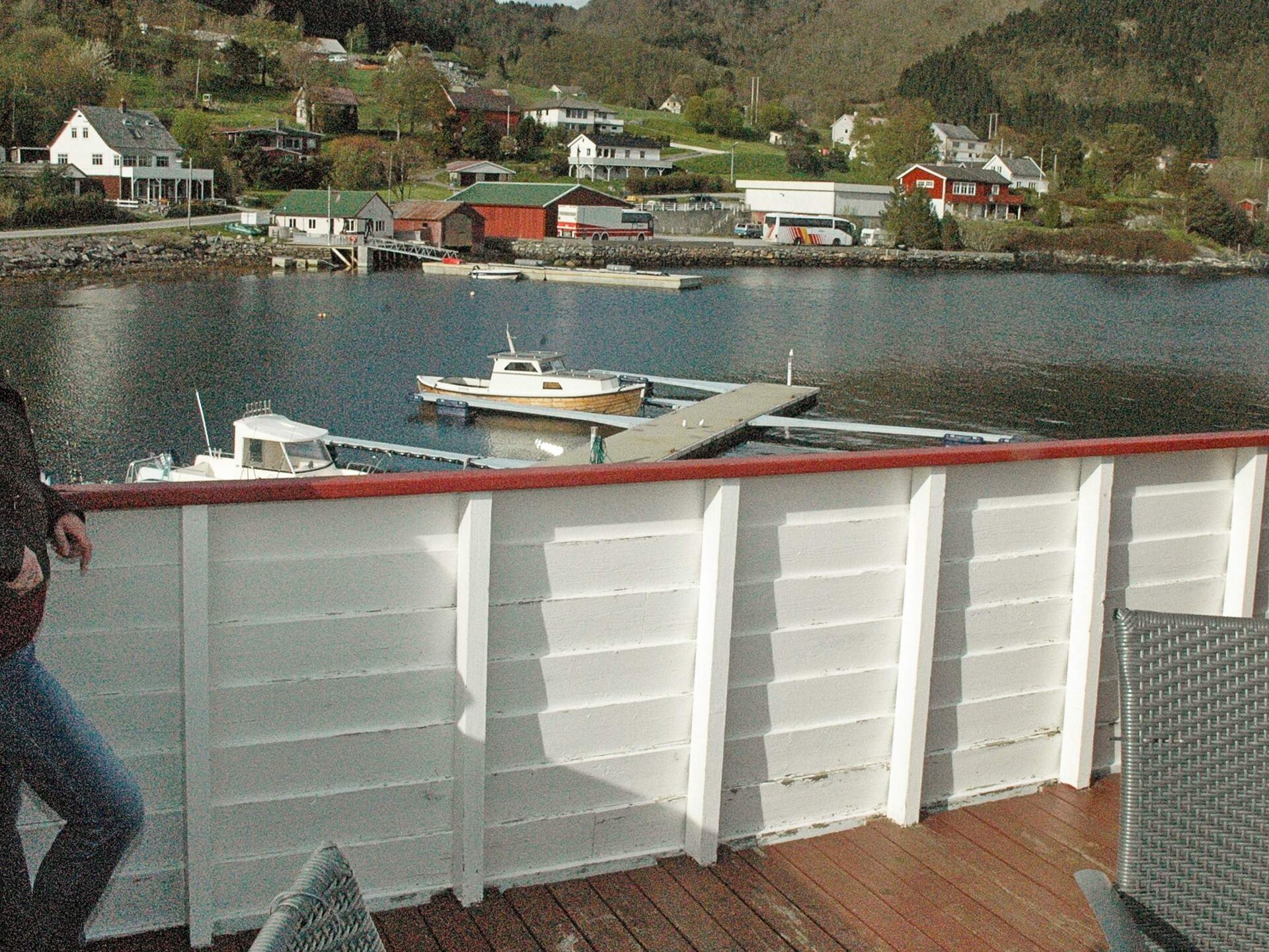 Sfeervol vakantiehuis in Sørbøvåg met panoramisch fjordzicht - foto 11