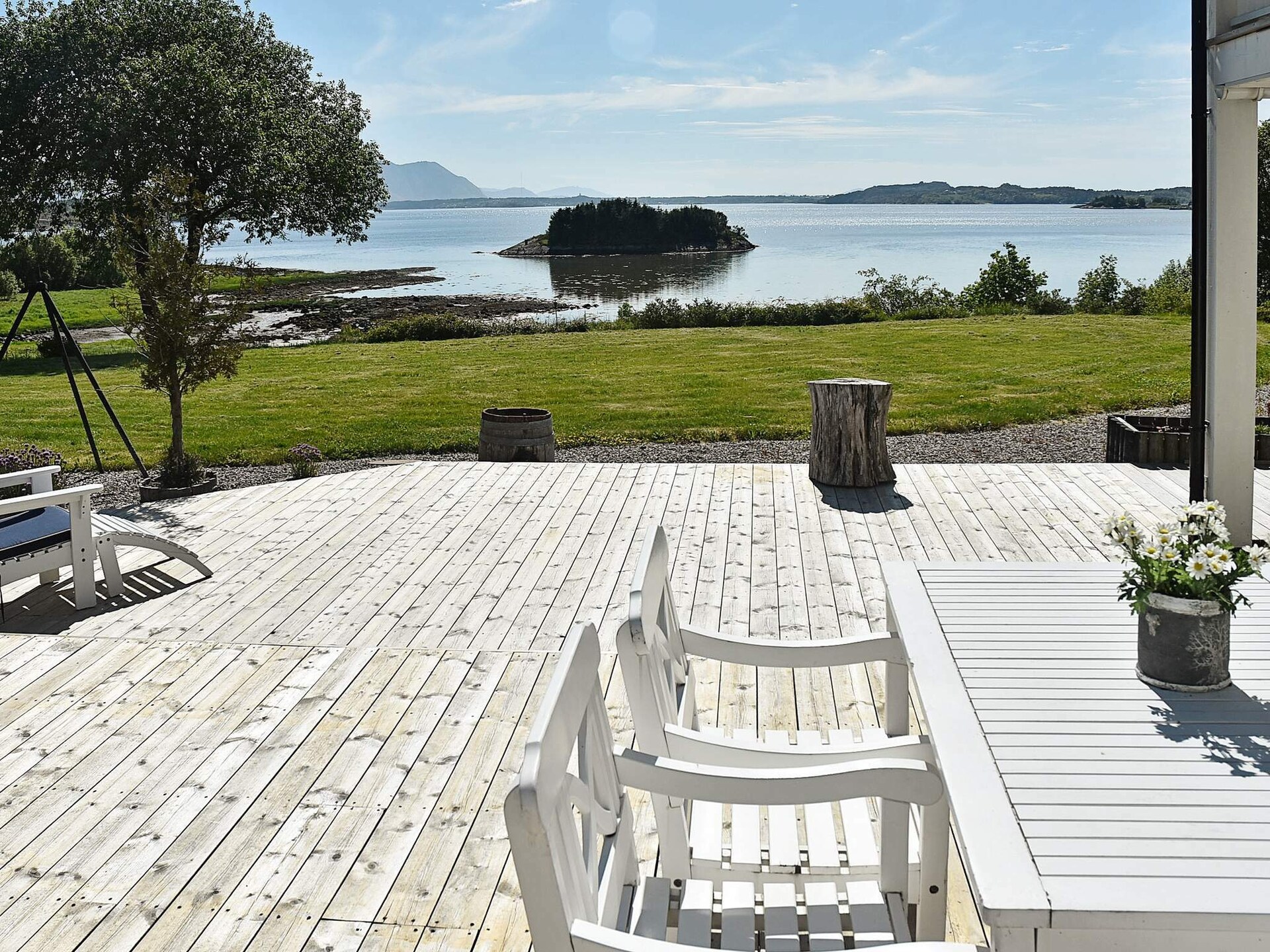 Luxe vakantiehuis aan de Noorse kust met privéstrand en activiteitenruimte - foto 15