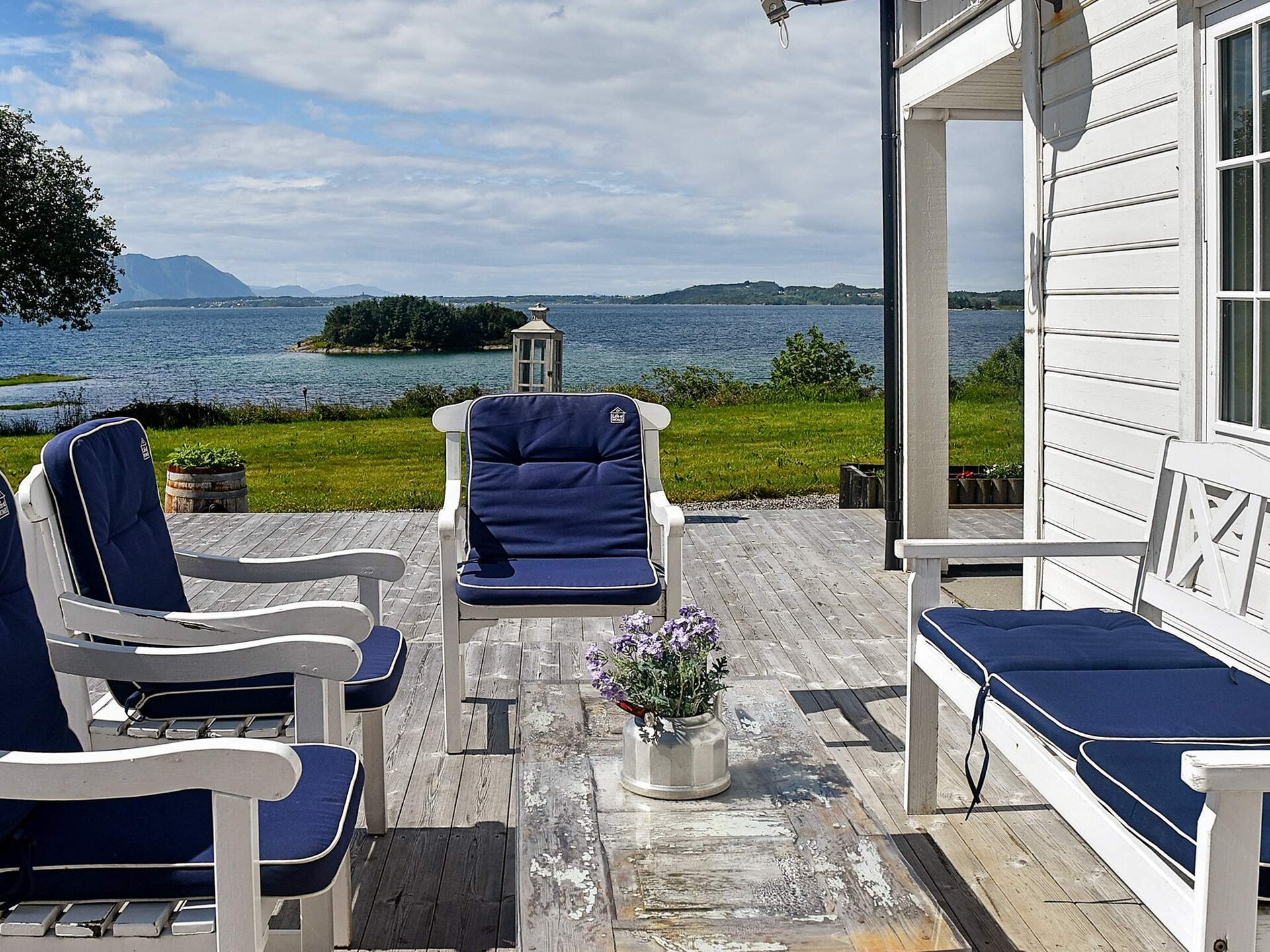Luxe vakantiehuis aan de Noorse kust met privéstrand en activiteitenruimte - foto 16