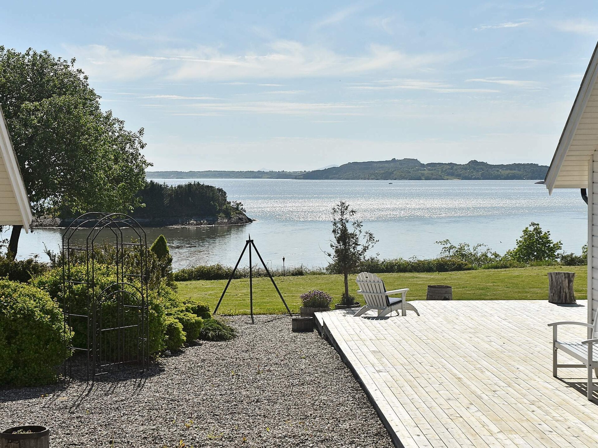 Luxe vakantiehuis aan de Noorse kust met privéstrand en activiteitenruimte - foto 18