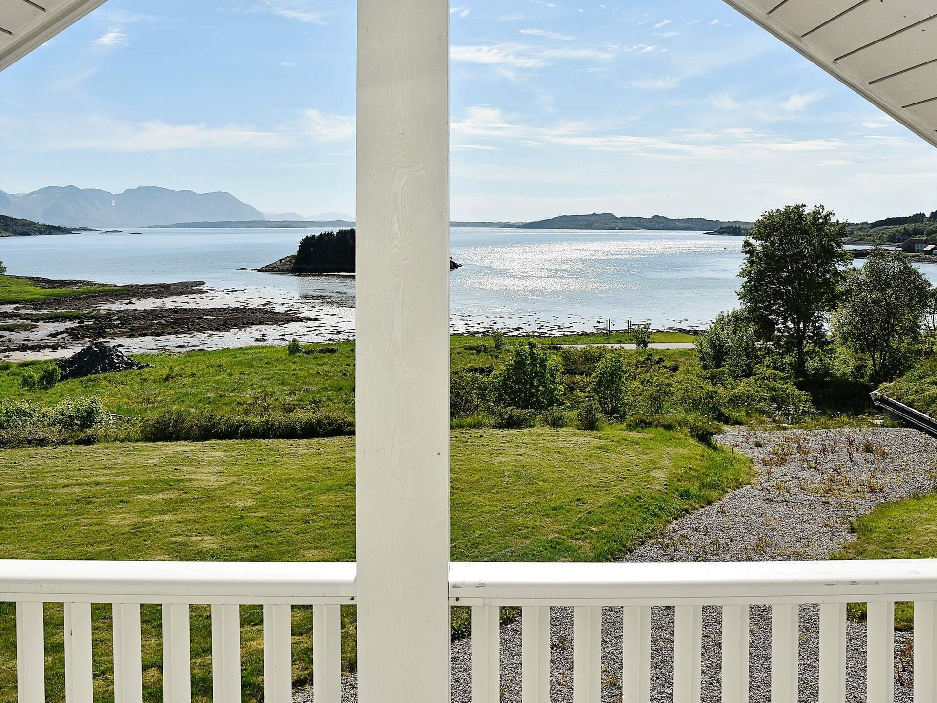 Luxe vakantiehuis aan de Noorse kust met privéstrand en activiteitenruimte - foto 38