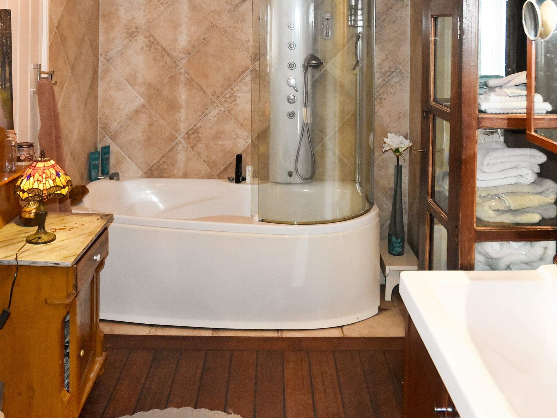 Luxe vakantiehuis aan de Noorse kust met privéstrand en activiteitenruimte - foto 40