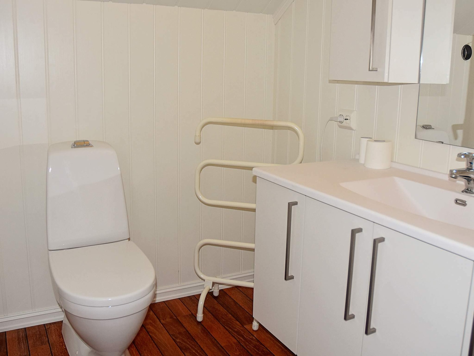 Luxe vakantiehuis aan de Noorse kust met privéstrand en activiteitenruimte - foto 68