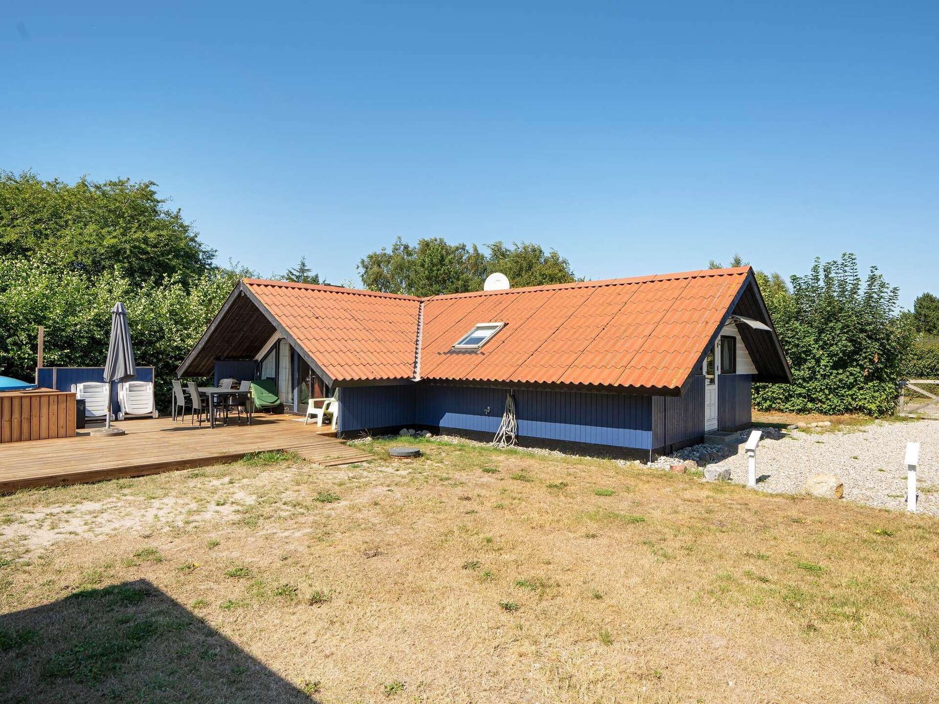 Vrijstaand vakantiehuis met hottub op 100 meter van zee in Dannemare - foto 36