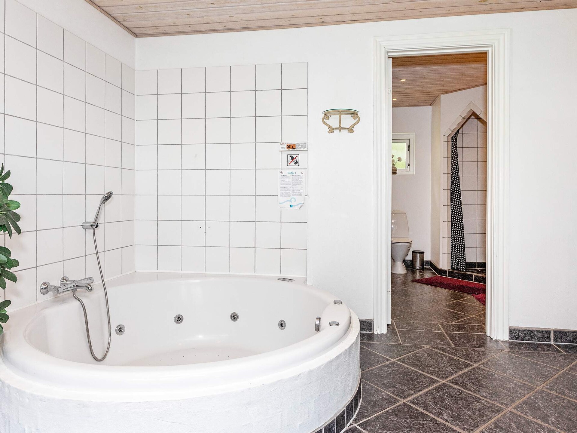 Groot vakantiehuis bij Løgstør met uitzicht op de Limfjord, sauna en whirlpool - foto 15