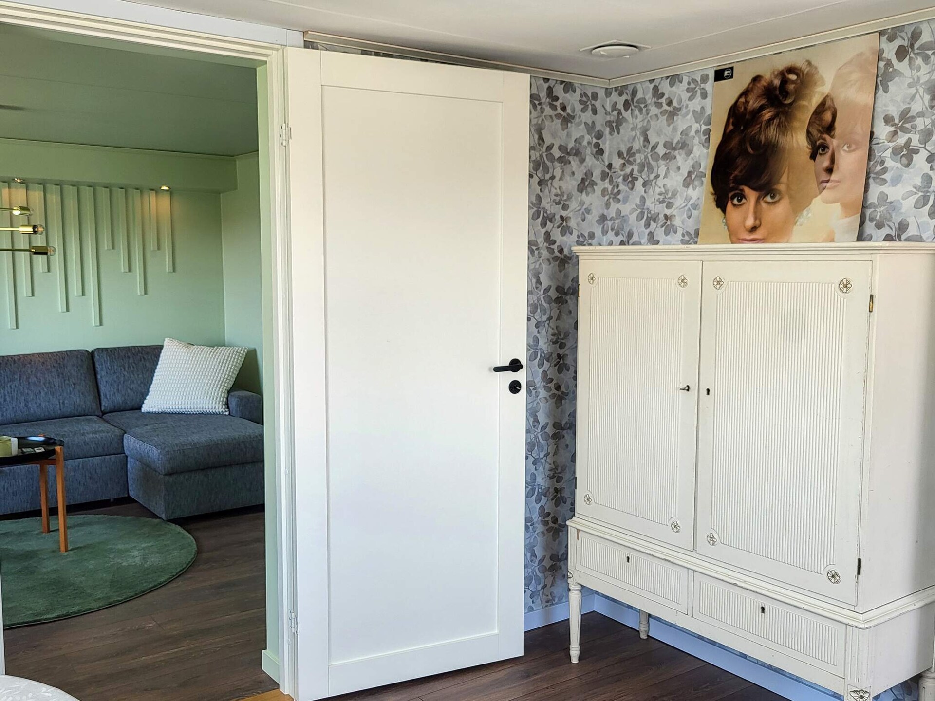 Lichte vakantiewoning met zeezicht en whirlpool op Orust - foto 15