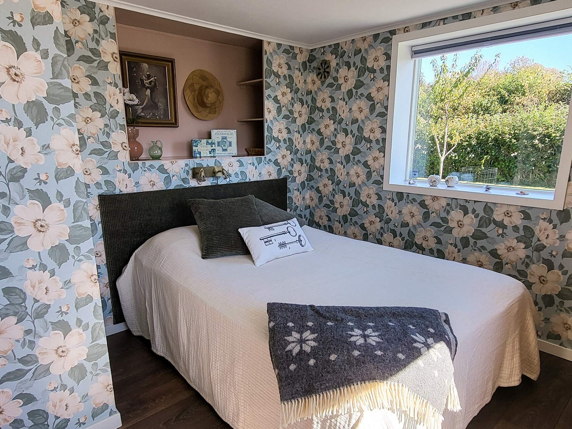 Lichte vakantiewoning met zeezicht en whirlpool op Orust - foto 14