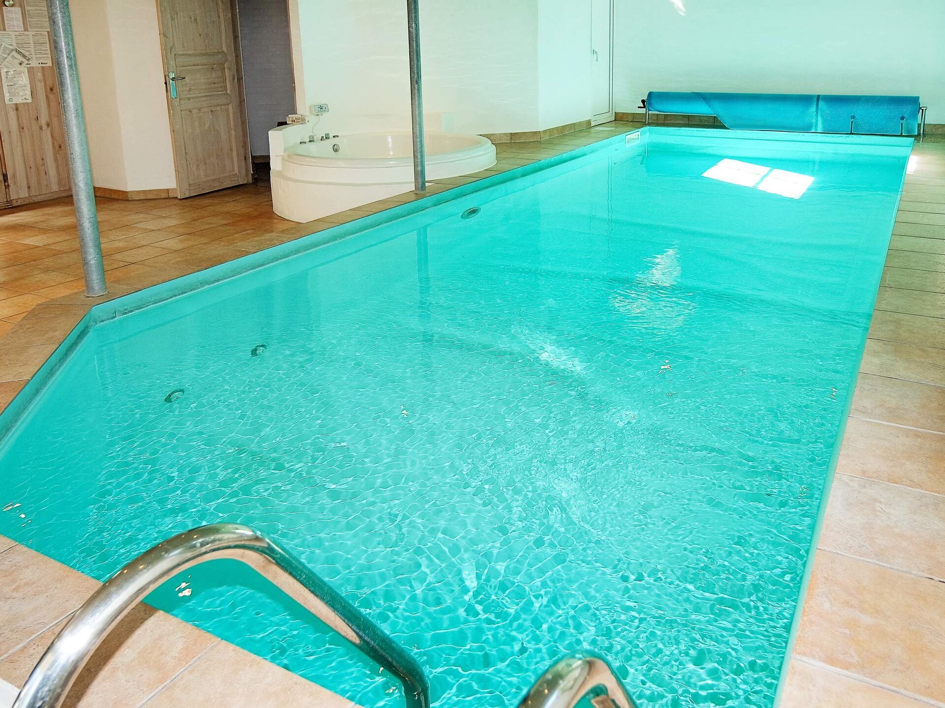 Luxe vakantiehuis met privé zwembad, whirlpool en sauna op 600m van zee - foto 2