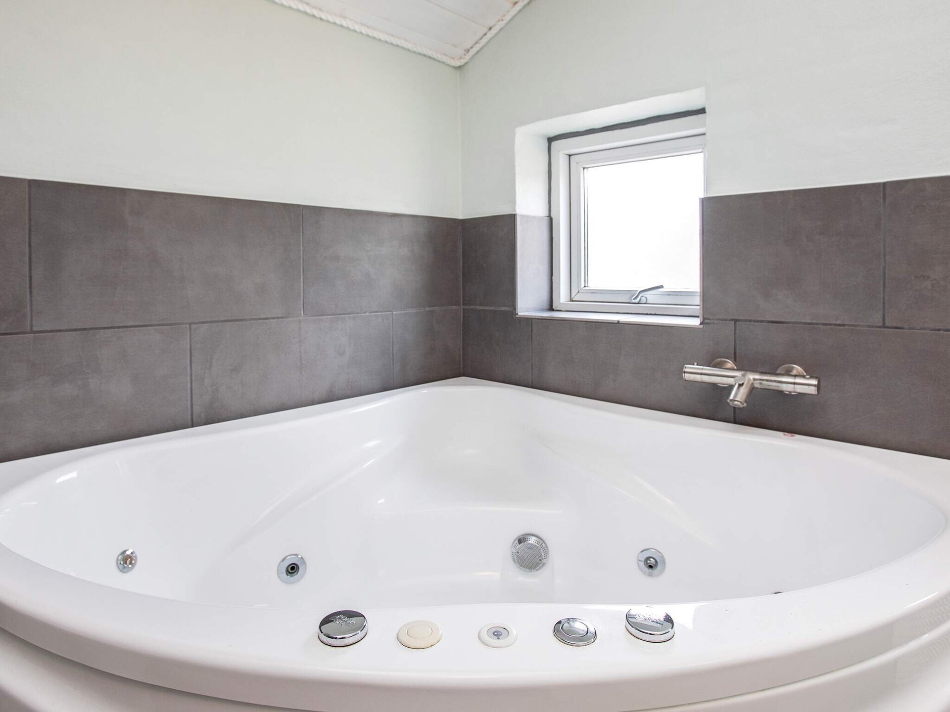 Ruim vakantiehuis met privézwembad, sauna en whirlpool op 300m van het Limfjord - foto 28