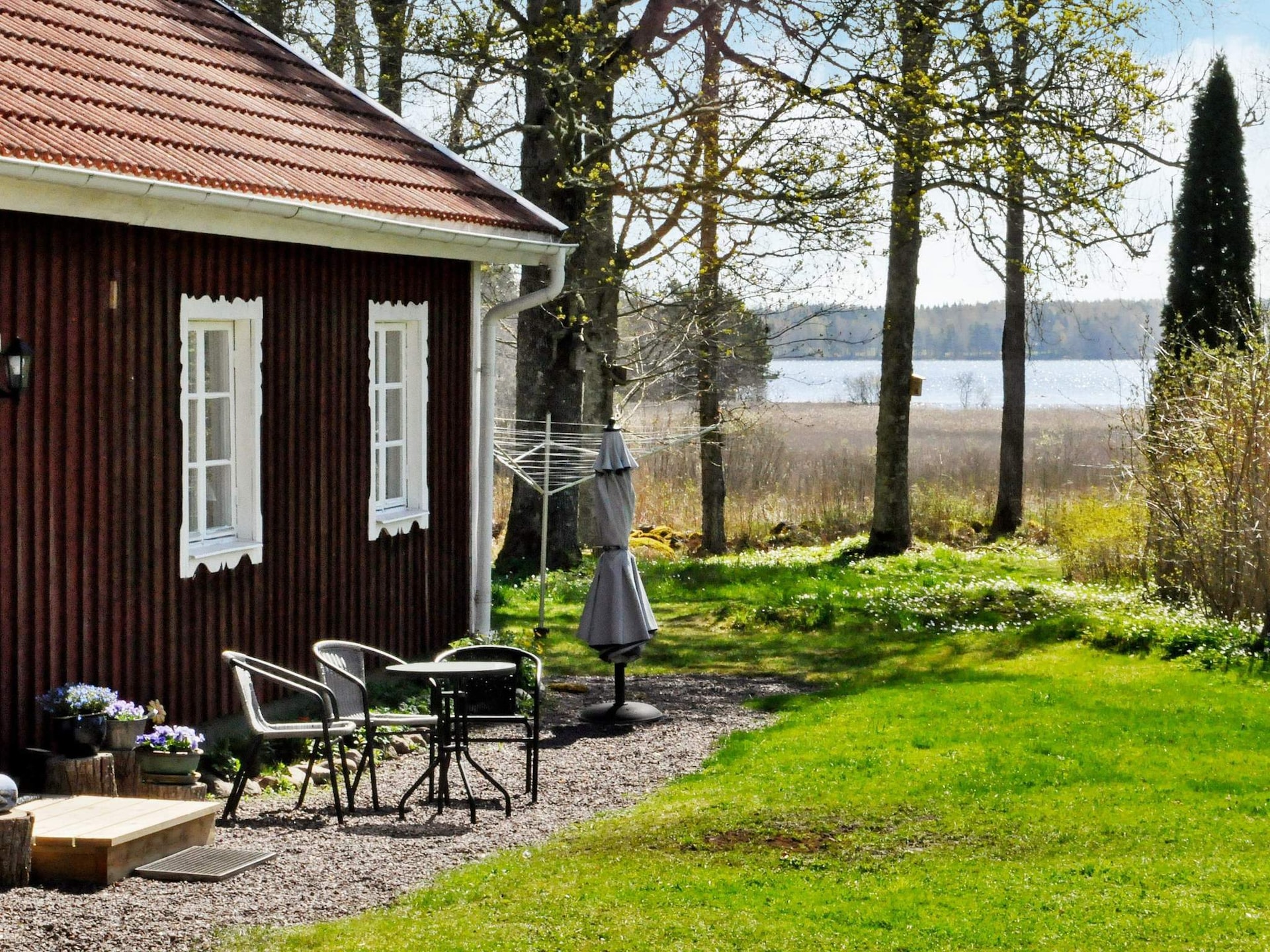 Vrijstaand vakantiehuis op bosperceel met privé zwemplek aan het Skagern meer - foto 1