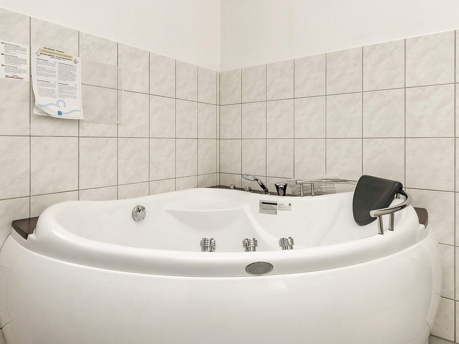 Licht vakantiehuis met sauna, whirlpool & tuin op 500m van zee - foto 16