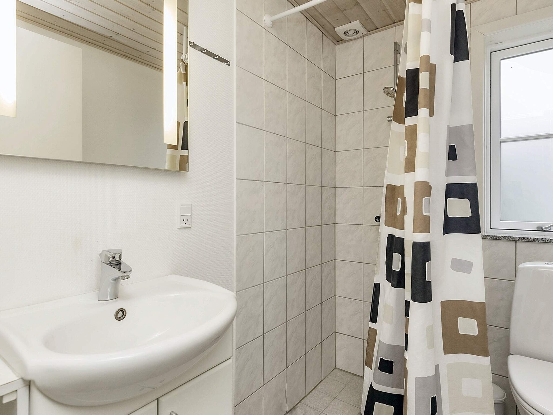 Licht vakantiehuis met sauna, whirlpool & tuin op 500m van zee - foto 33