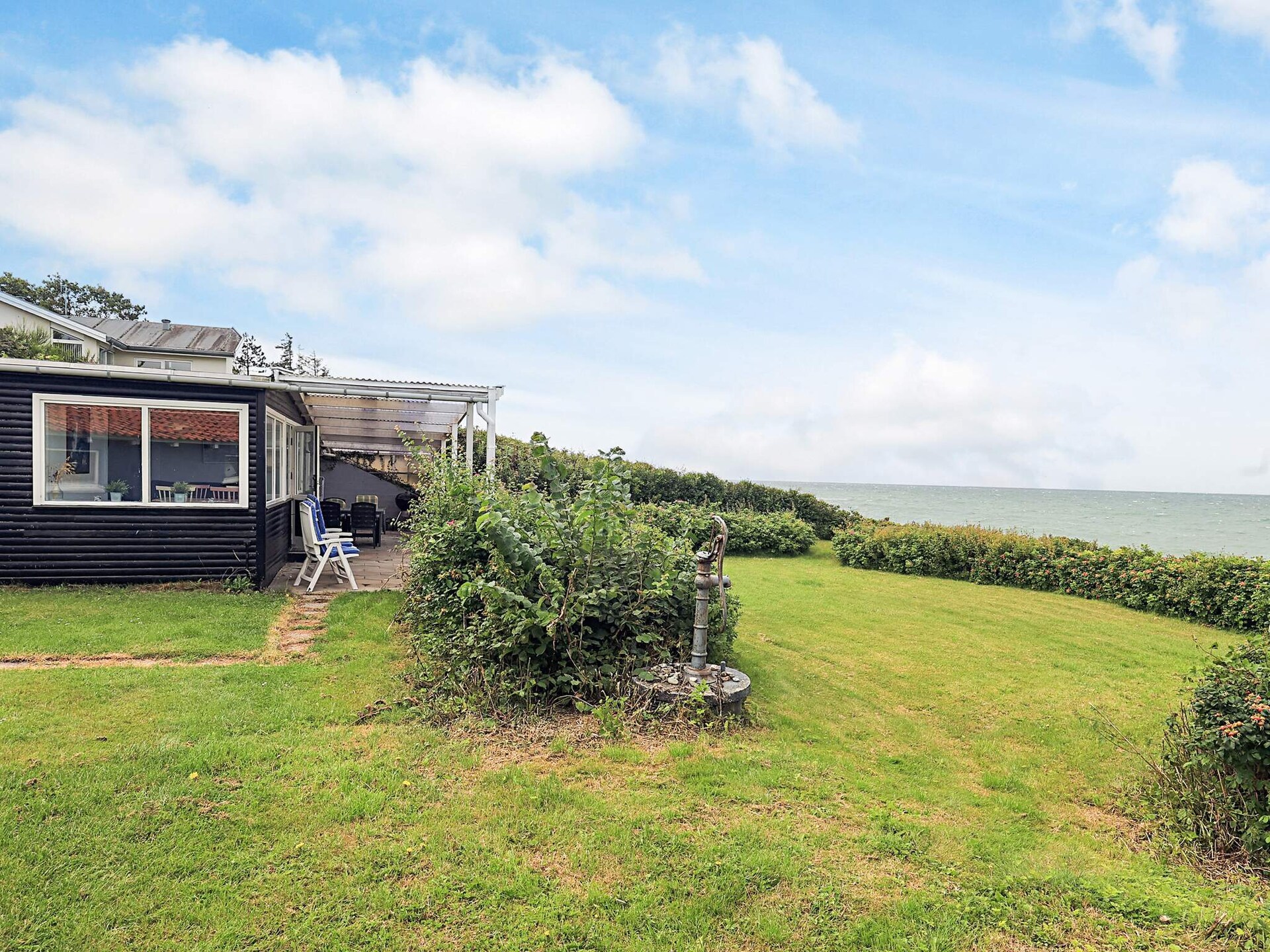 Vrijstaand vakantiehuis direct aan zee in Gilleleje met sauna en panoramisch uitzicht - foto 12