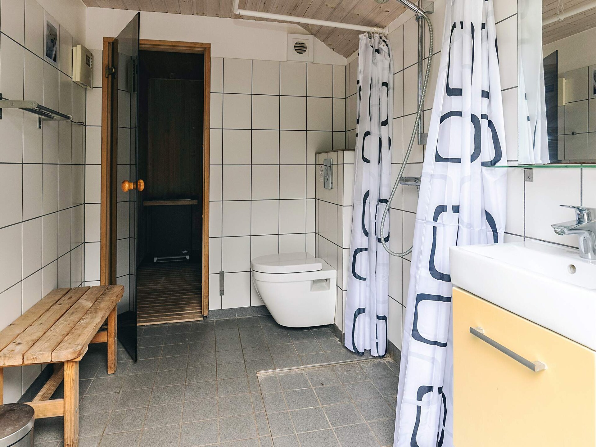 Vrijstaand vakantiehuis direct aan zee in Gilleleje met sauna en panoramisch uitzicht - foto 35