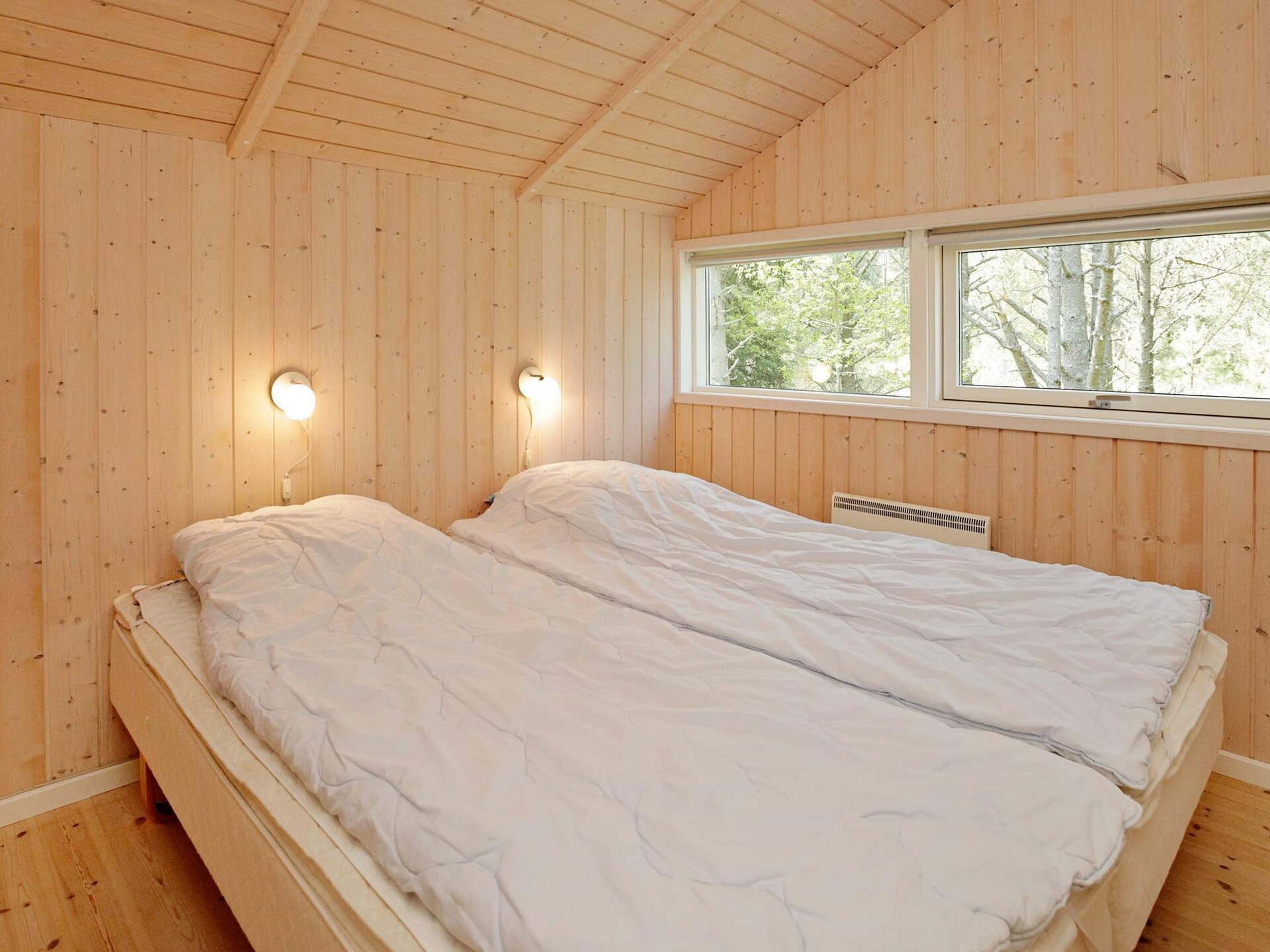 Licht vakantiehuis met sauna en whirlpool aan de golfbaan in Ålbæk - foto 20