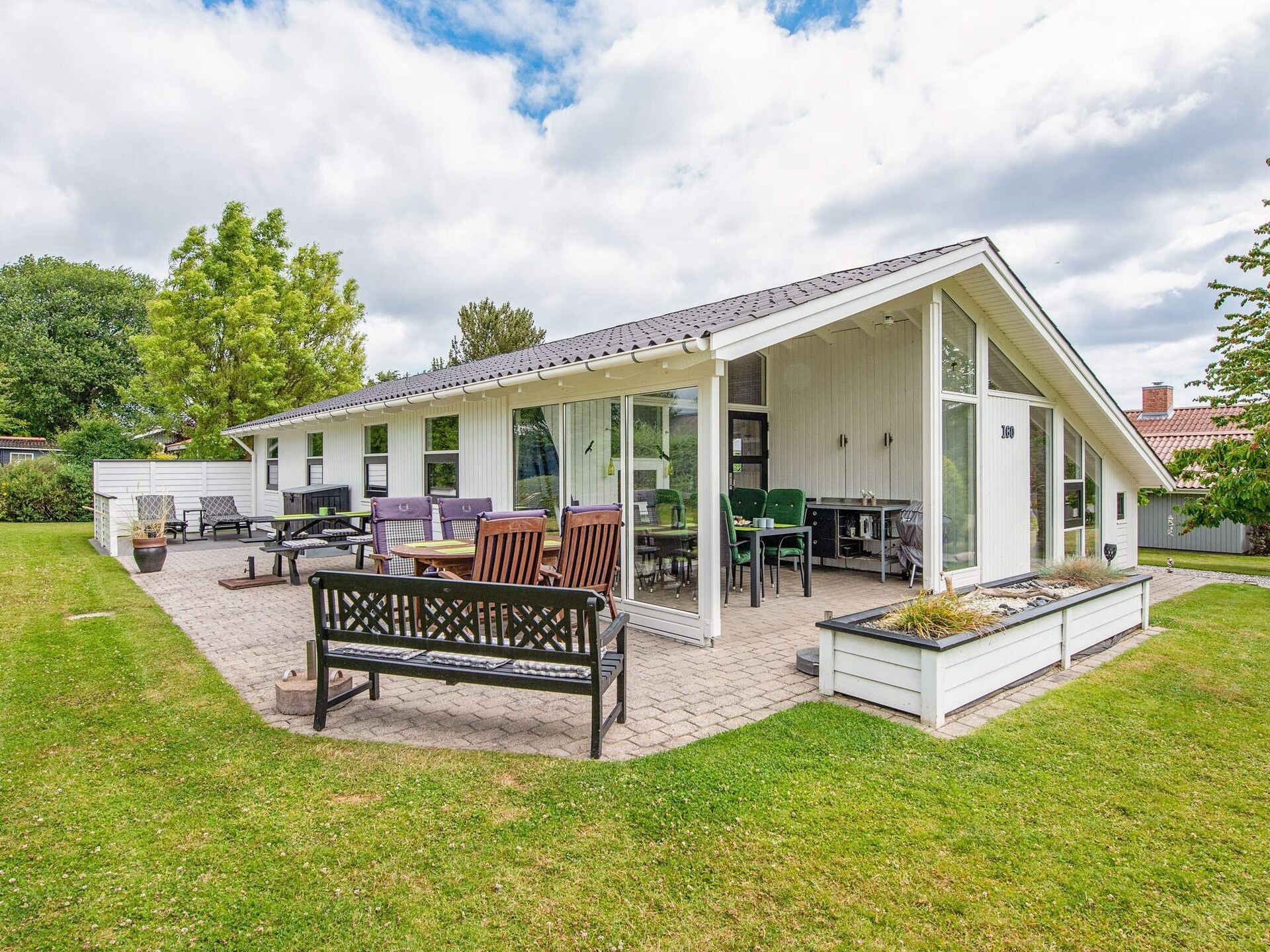 Vrijstaand vakantiehuis met sauna en whirlpool op 500 meter van zee bij Juelsminde - foto 2