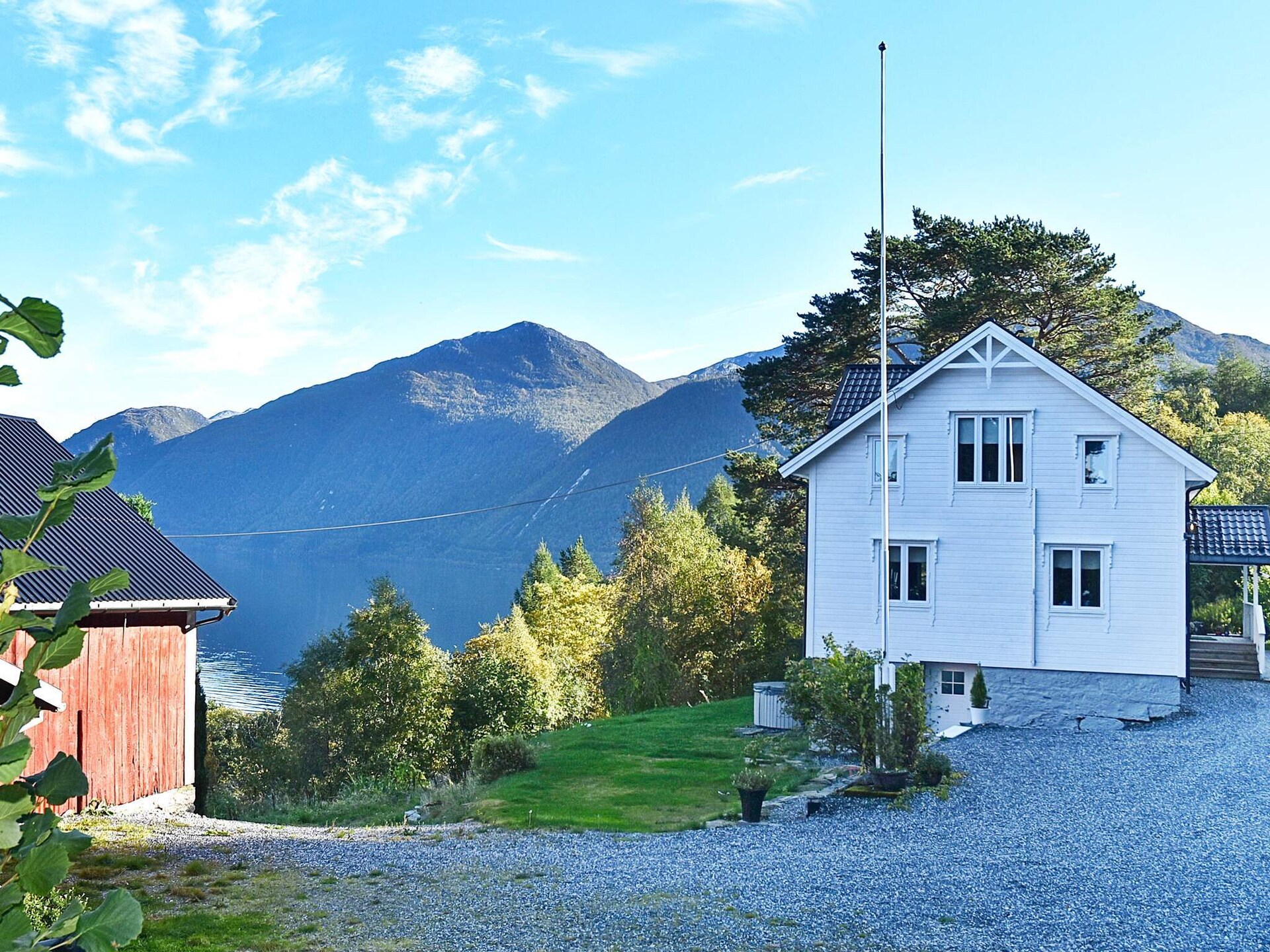 Panoramisch vakantiehuis met fjordzicht, sauna en buiten-jacuzzi bij Folkestad - foto 5