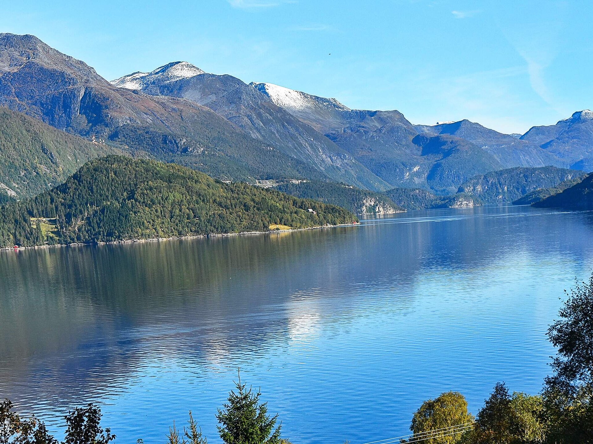 Panoramisch vakantiehuis met fjordzicht, sauna en buiten-jacuzzi bij Folkestad - foto 9
