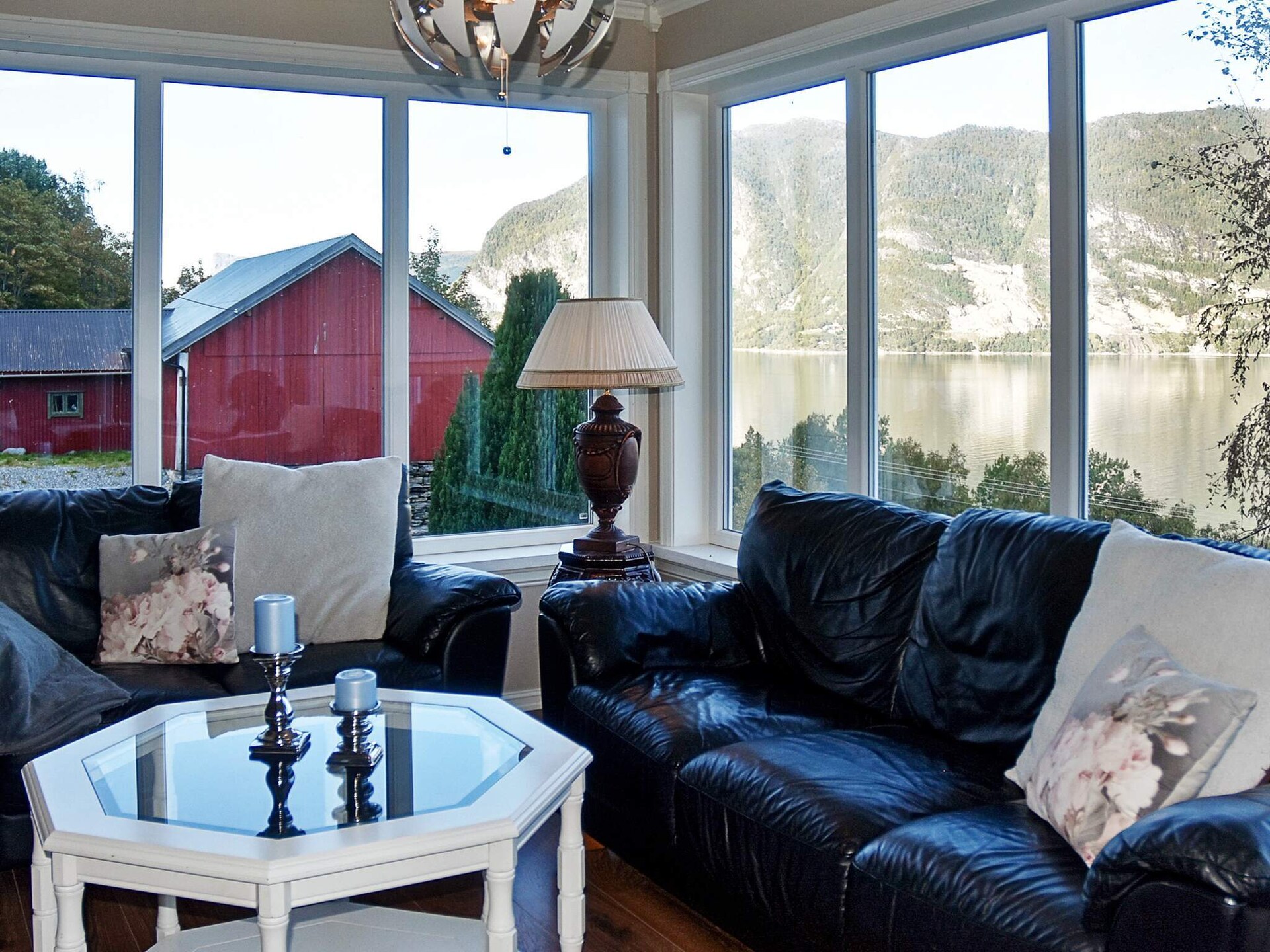 Panoramisch vakantiehuis met fjordzicht, sauna en buiten-jacuzzi bij Folkestad - foto 13