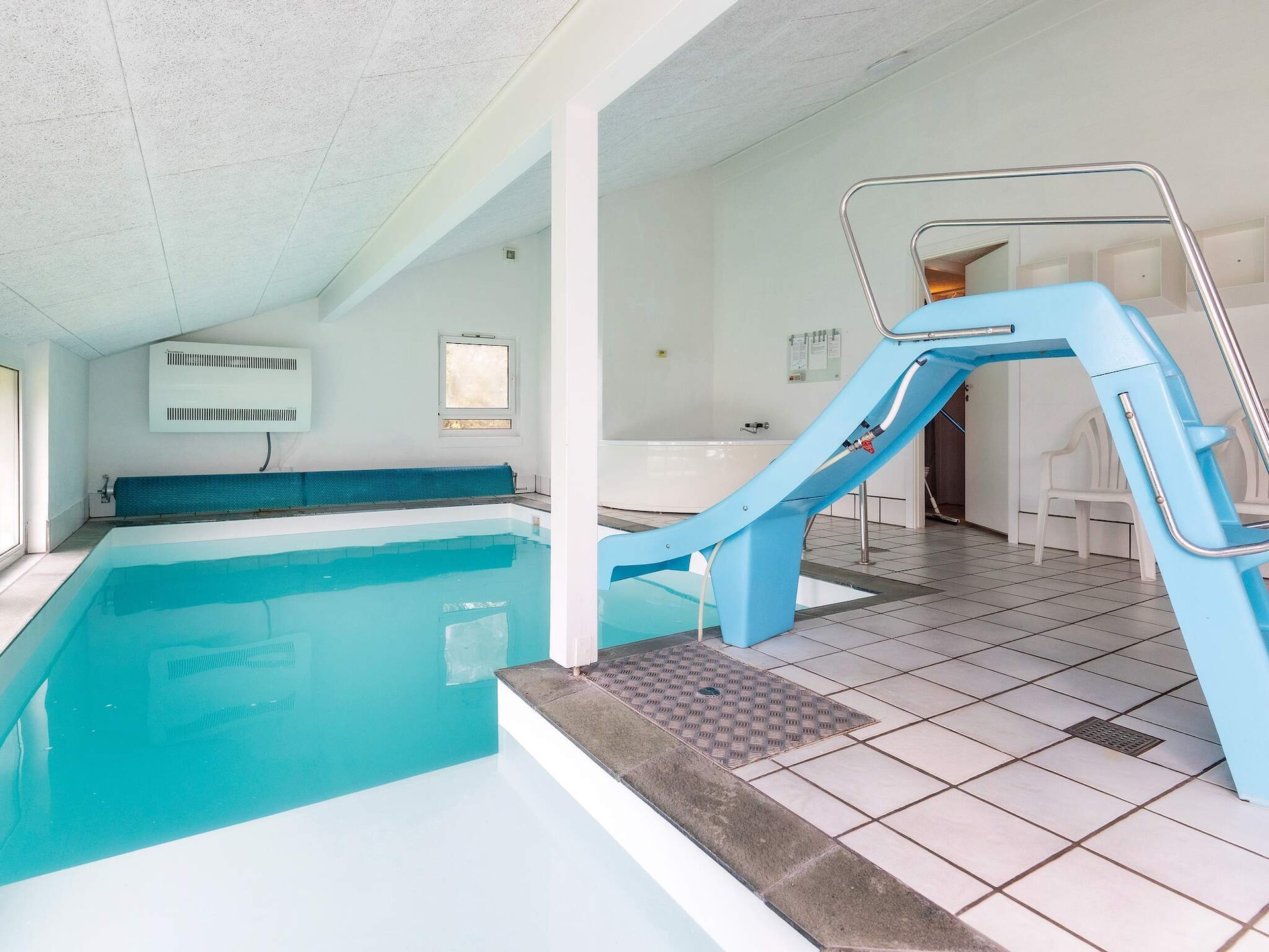 Op 1,4 km van zee: ruim vakantiehuis in Bindslev met pool en sauna - foto 25