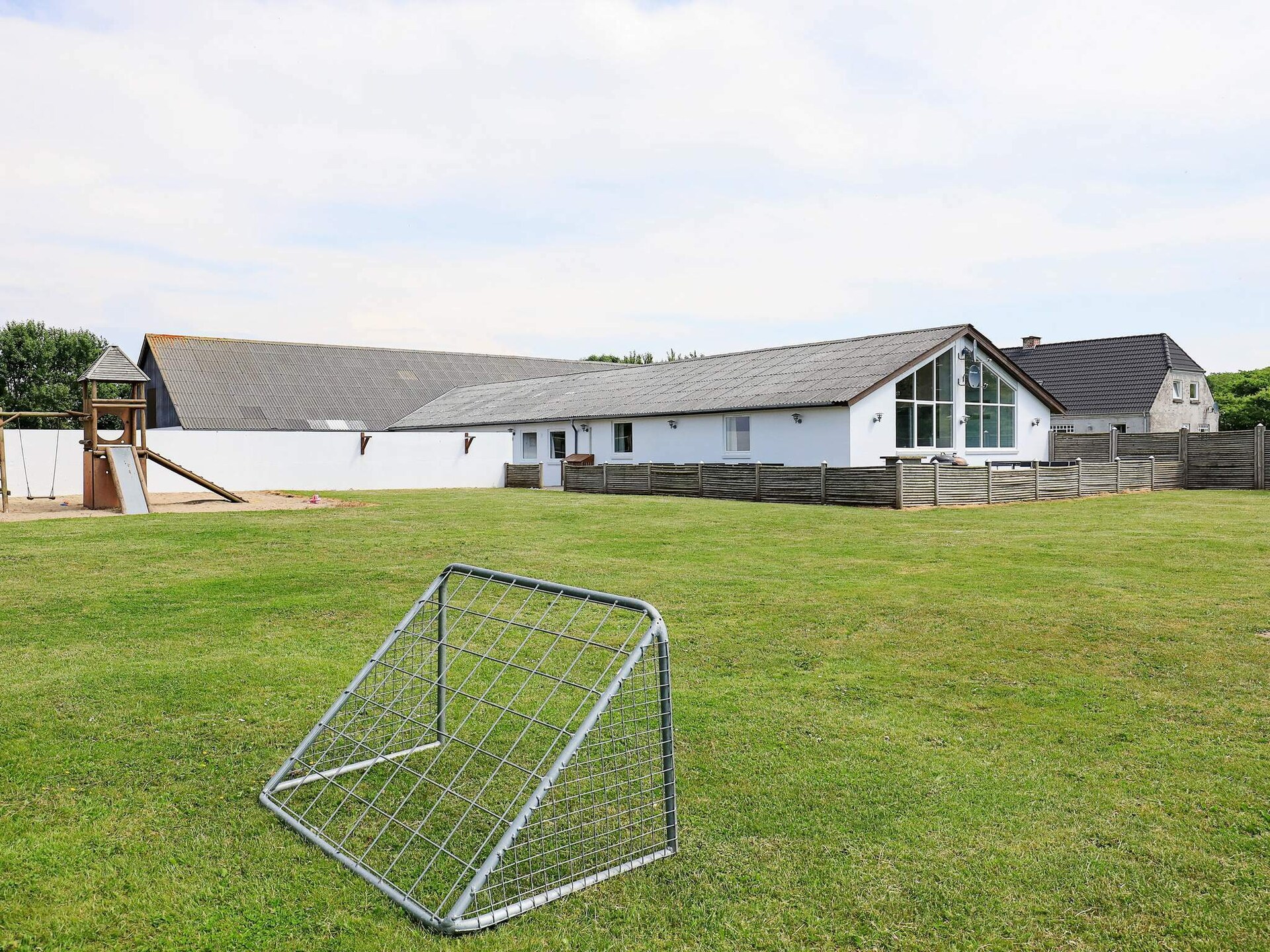 Groot vakantiehuis met panoramisch uitzicht op de Limfjord en privézwembad - foto 9