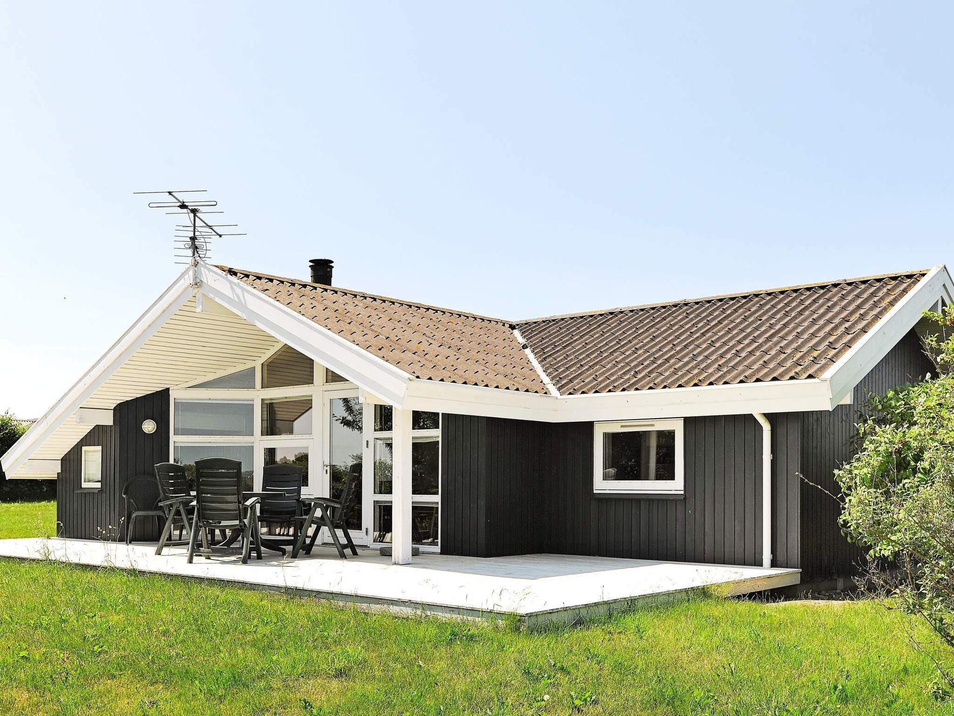 Vrijstaand vakantiehuis op 170 meter van zee met panoramisch uitzicht in Ebberup - foto 1
