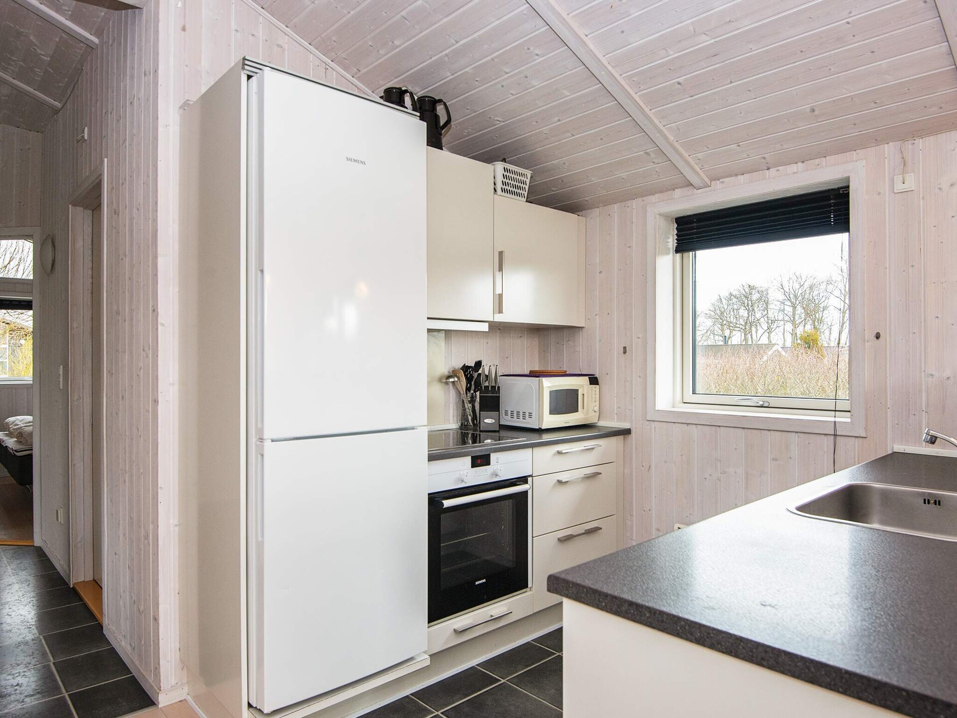 Ruim vakantiehuis met sauna en zonnig terras op 500 meter van zee - foto 6
