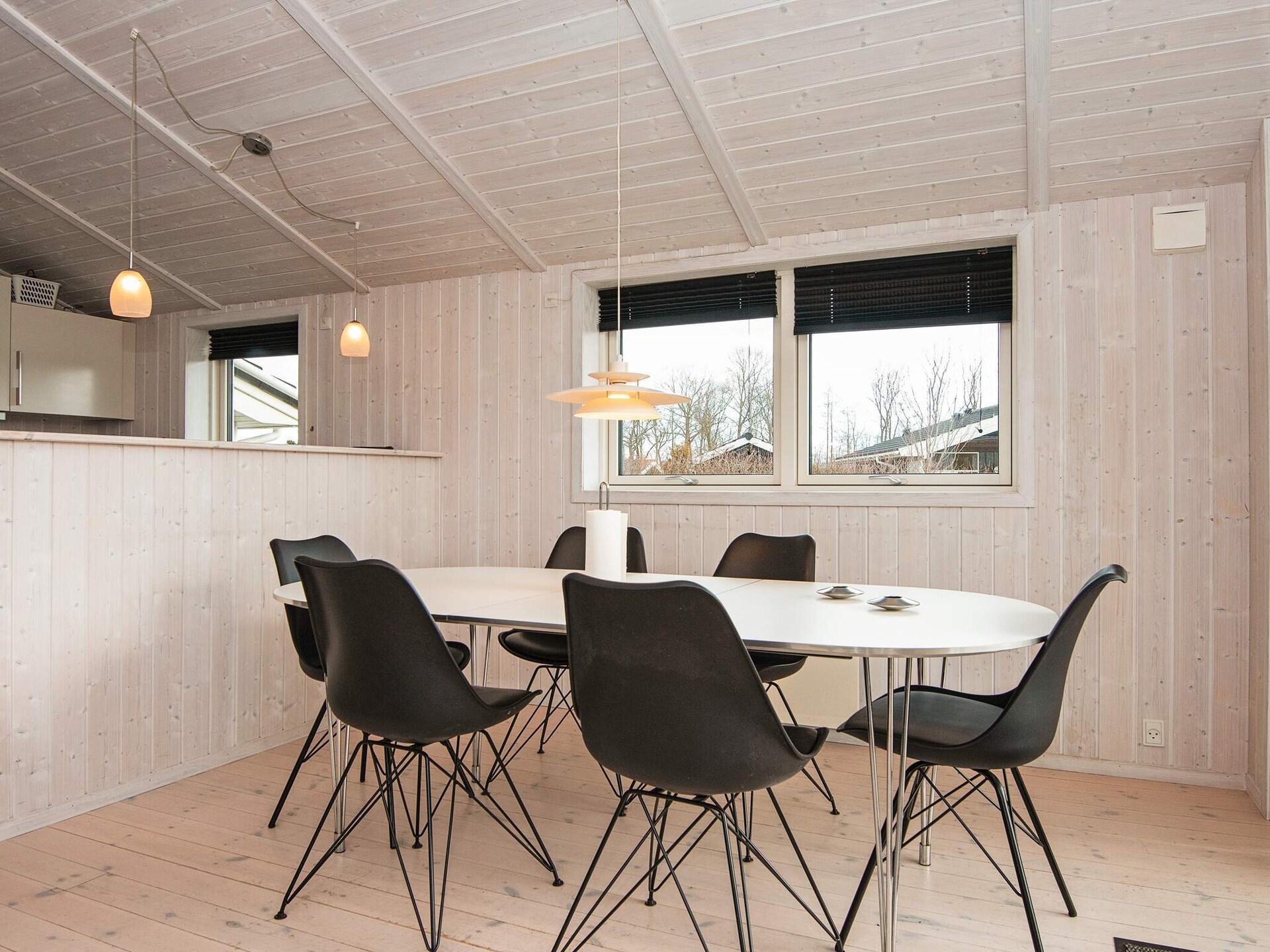 Ruim vakantiehuis met sauna en zonnig terras op 500 meter van zee - foto 8