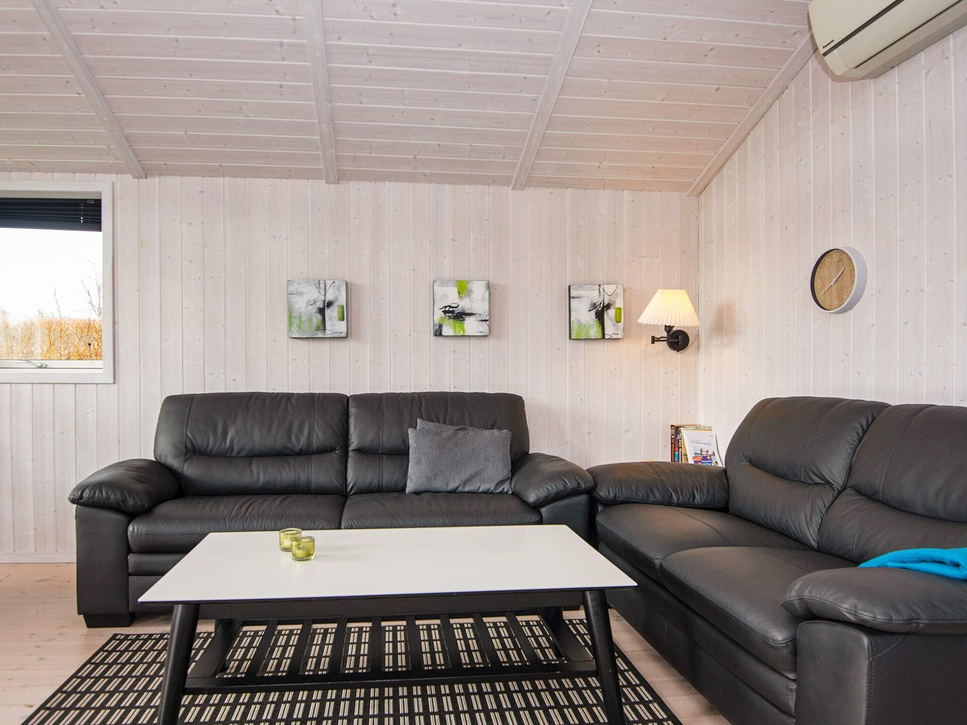 Ruim vakantiehuis met sauna en zonnig terras op 500 meter van zee - foto 12