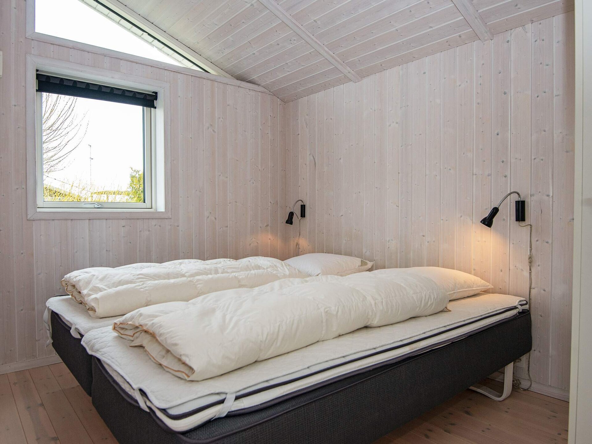 Ruim vakantiehuis met sauna en zonnig terras op 500 meter van zee - foto 16