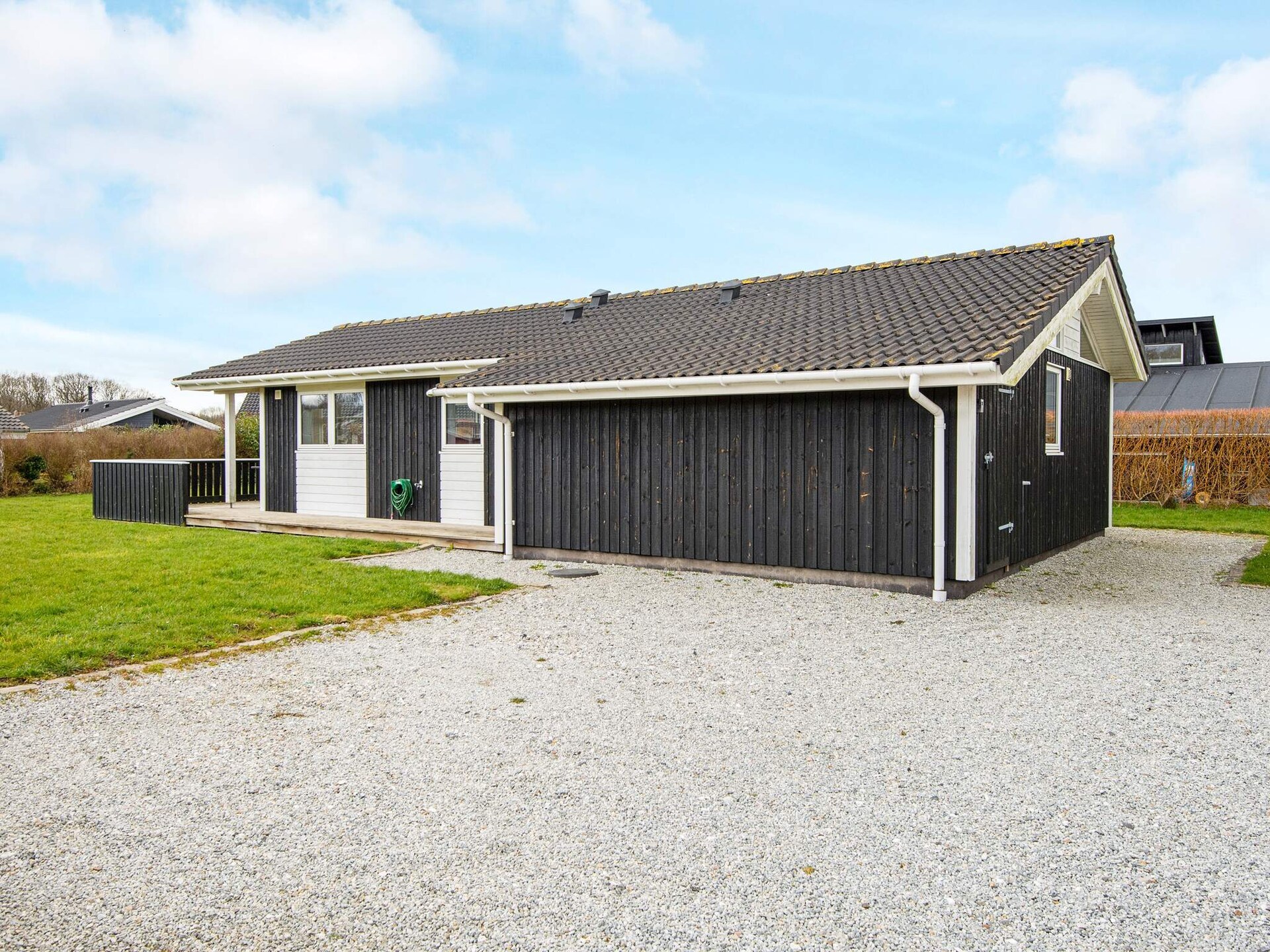 Ruim vakantiehuis met sauna en zonnig terras op 500 meter van zee - foto 23
