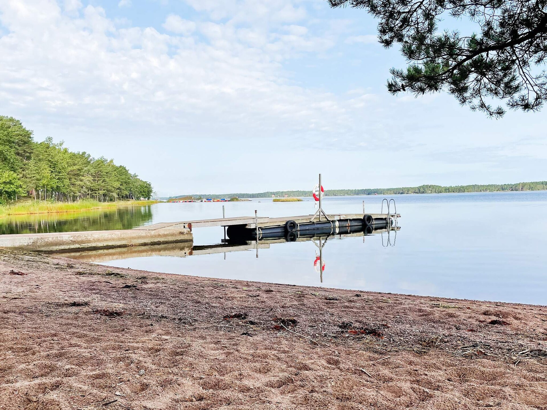 8-persoons vakantiehuis aan zee in Mönsterås met golfbaan nabij - foto 4