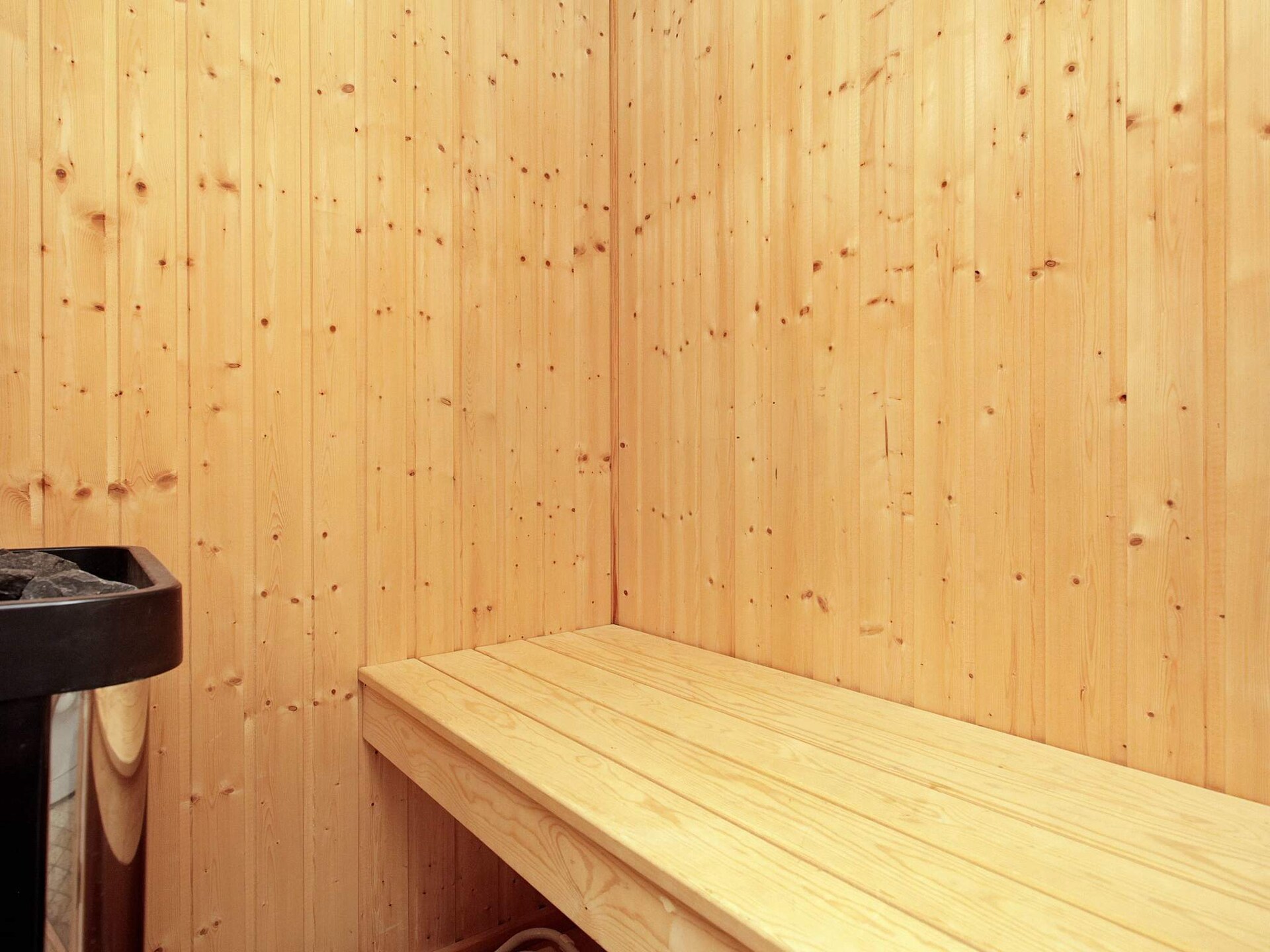 Modern vakantiehuis met sauna en zeezicht op 200m van het strand - foto 33