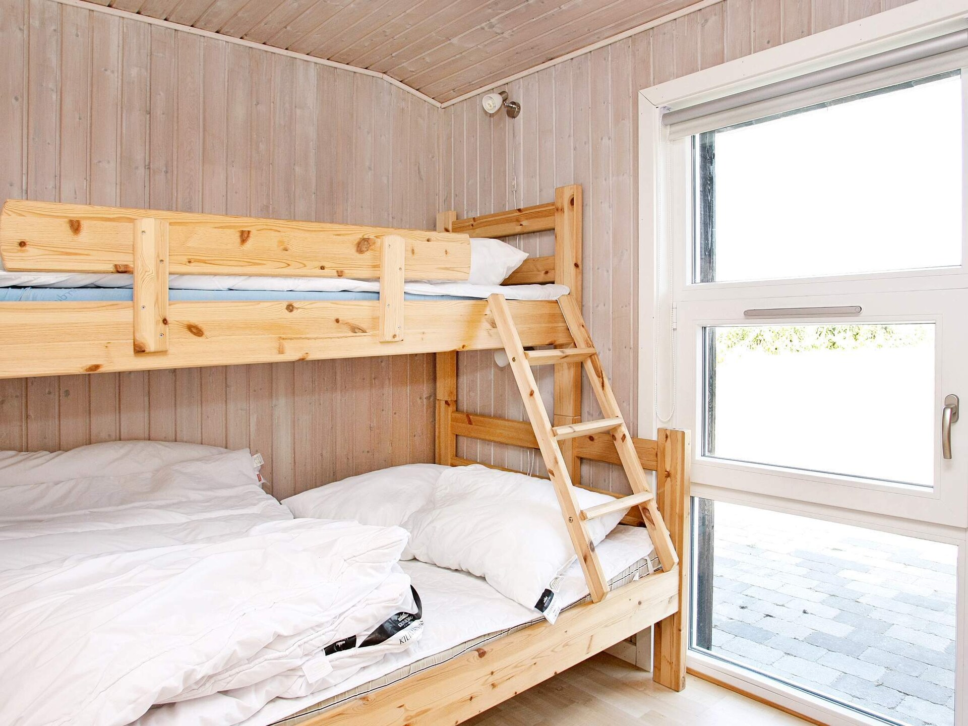 Vrijstaand vakantiehuis met whirlpool, sauna en activiteitenruimte op 700m van zee - foto 29