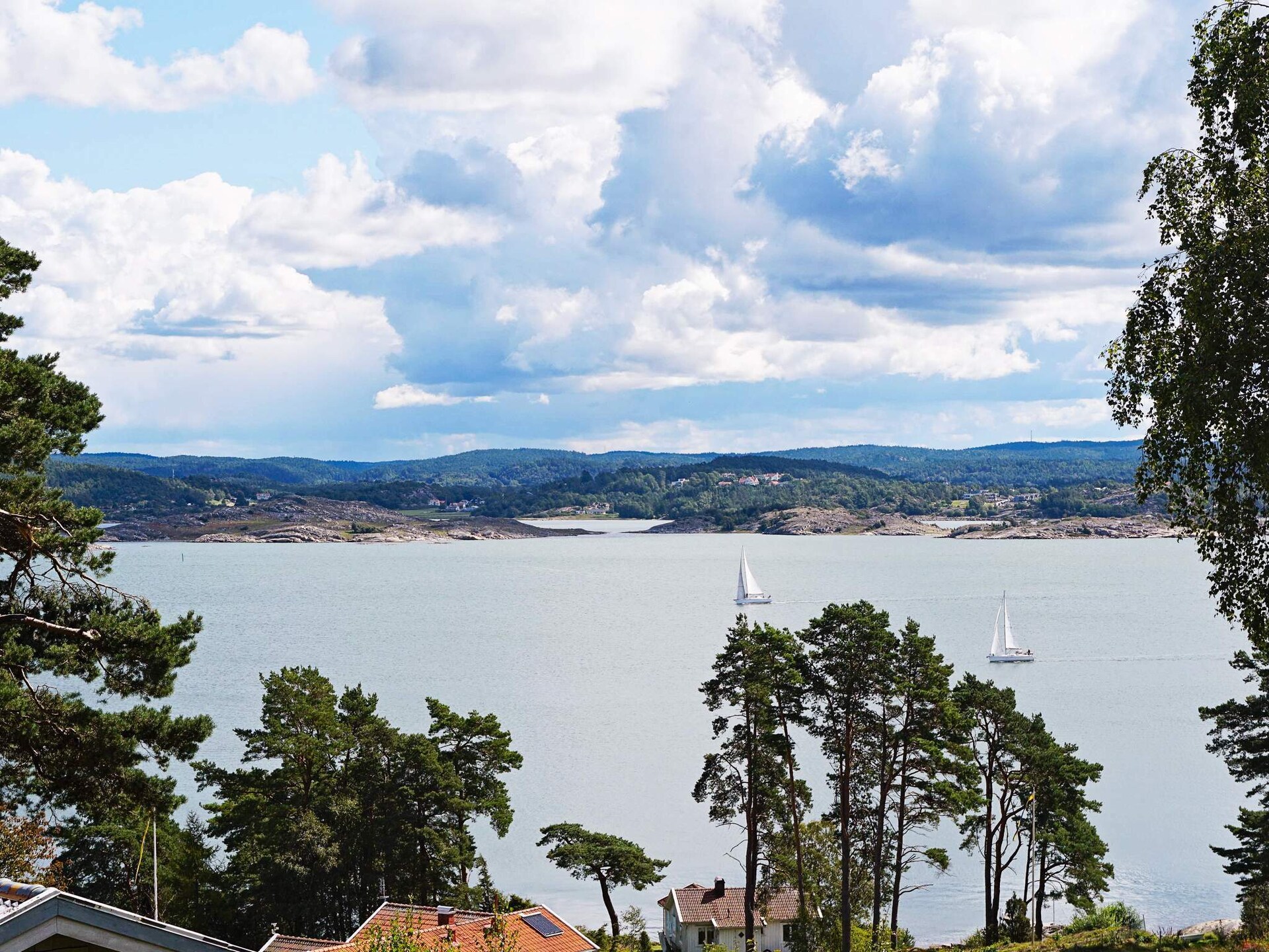Zweeds vakantiehuis met weids fjordzicht op Tjörn - foto 8