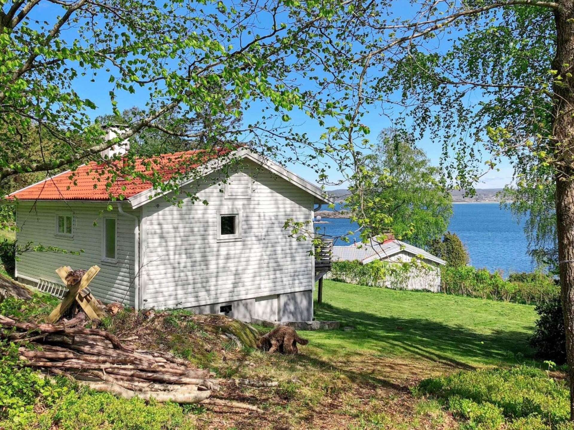 Zweeds vakantiehuis met weids fjordzicht op Tjörn - foto 2