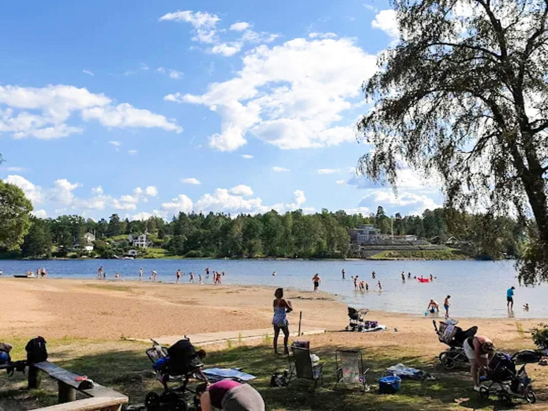 Sfeervol vakantiehuis met uitzicht op bos en meer nabij Borås - foto 25