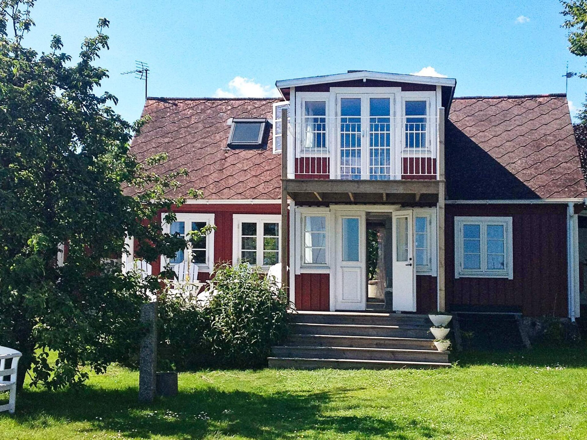Vrijstaand vakantiehuis aan de haven met panoramisch zeezicht in Sölvesborg - foto 2