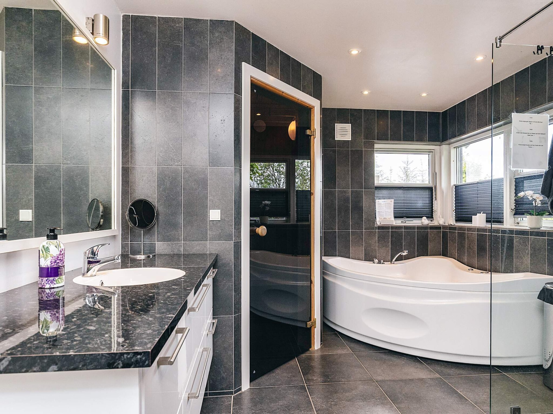 Luxe vrijstaand vakantiehuis met sauna, whirlpool en activiteitenruimte nabij Blokhus - foto 16