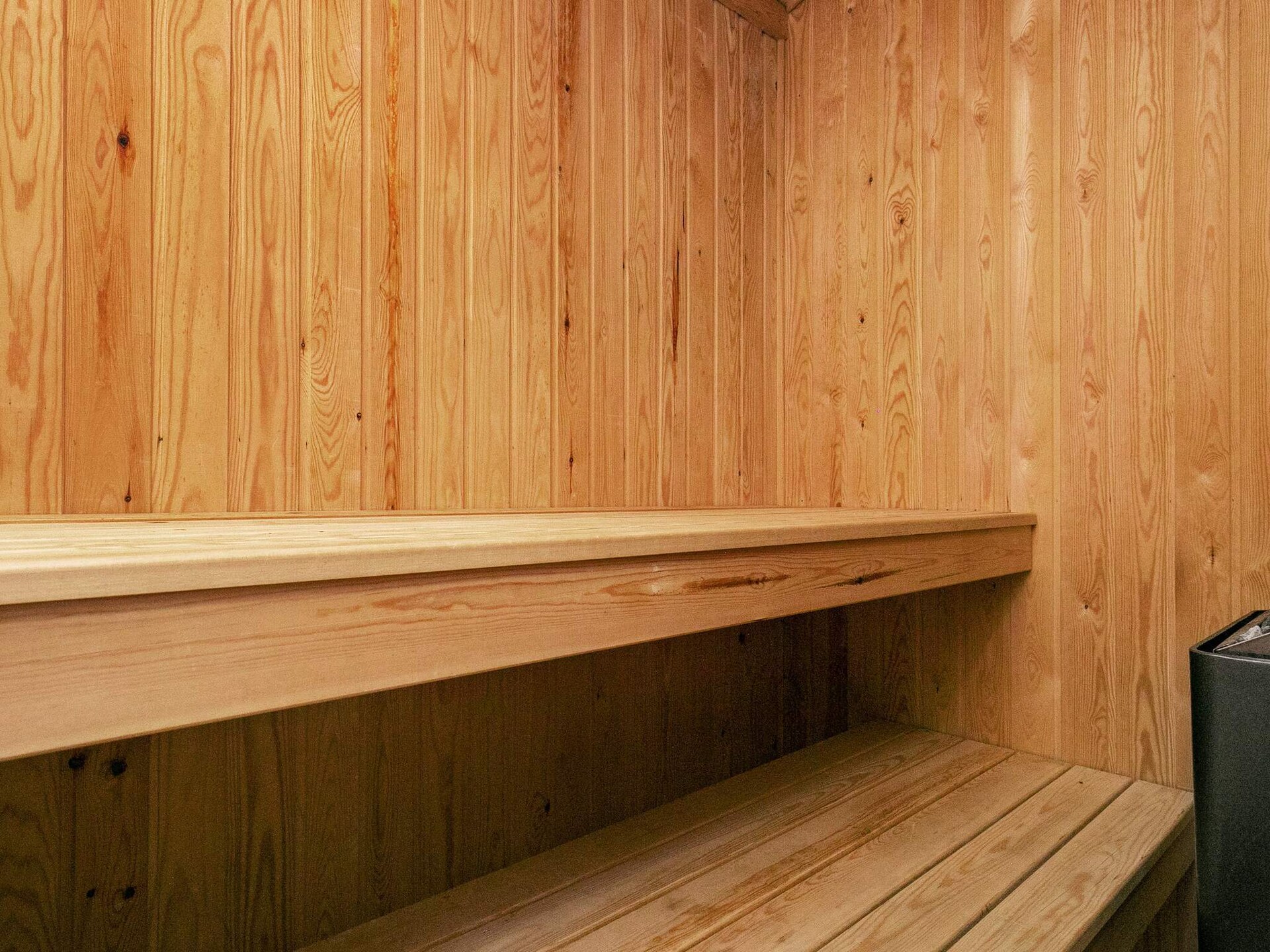 Vrijstaand vakantiehuis met zwembad en sauna direct achter de duinen bij Jerup - foto 23