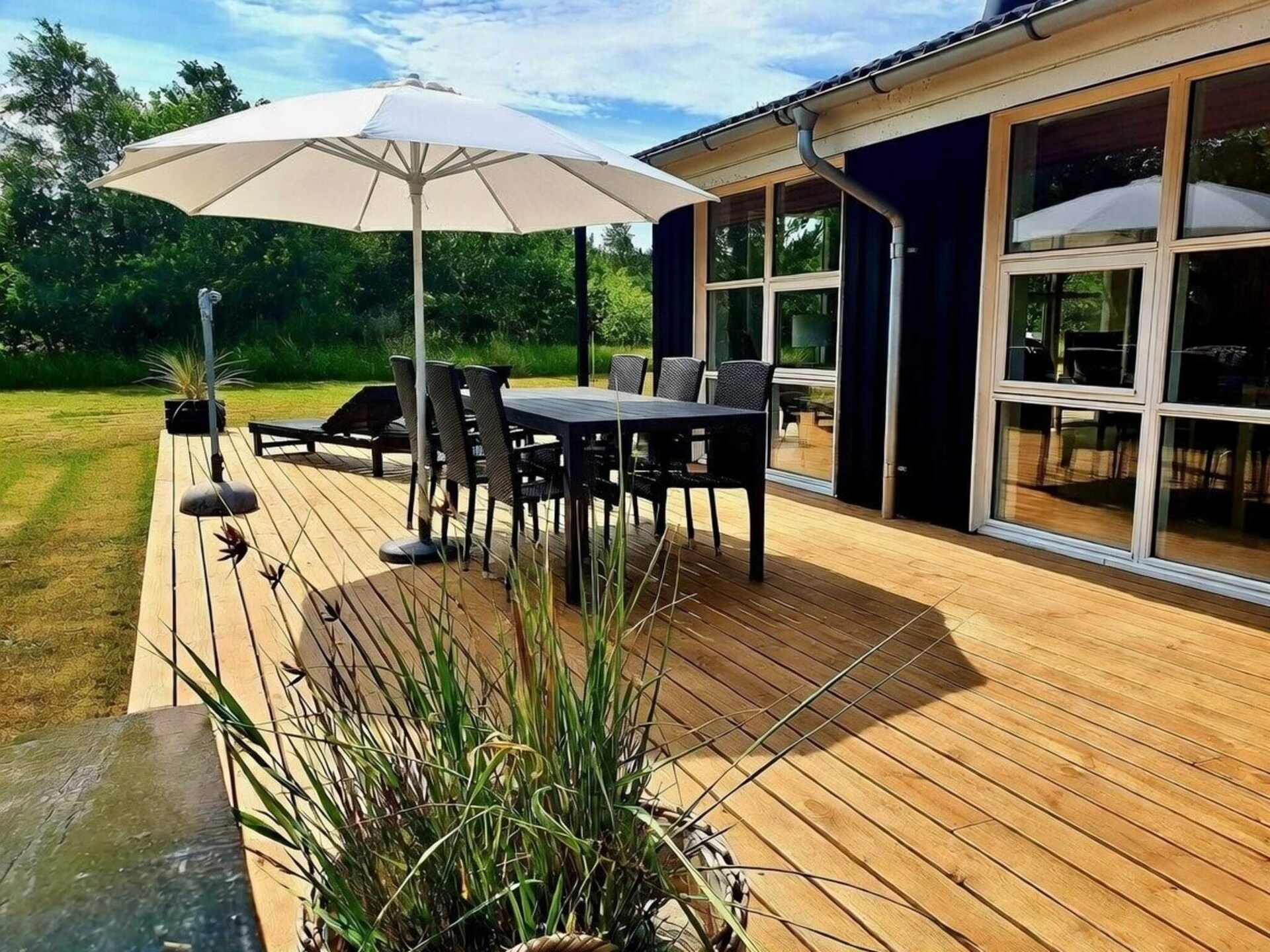 Zonovergoten vakantiehuis bij kindvriendelijk zandstrand in Jerup - foto 2