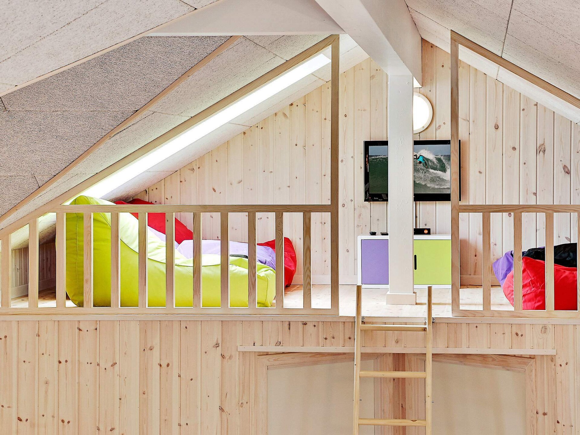 Luxe groepsverblijf met privézwembad, sauna en activiteitenruimte op 900m van zee - foto 28
